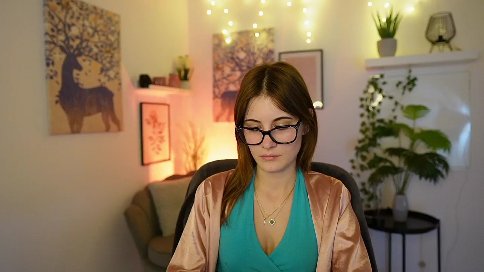 Gallery image thumbnail from Ellie_Shae's myfreecams stream on, 03/11/2025, 19:00 image 9 of 20