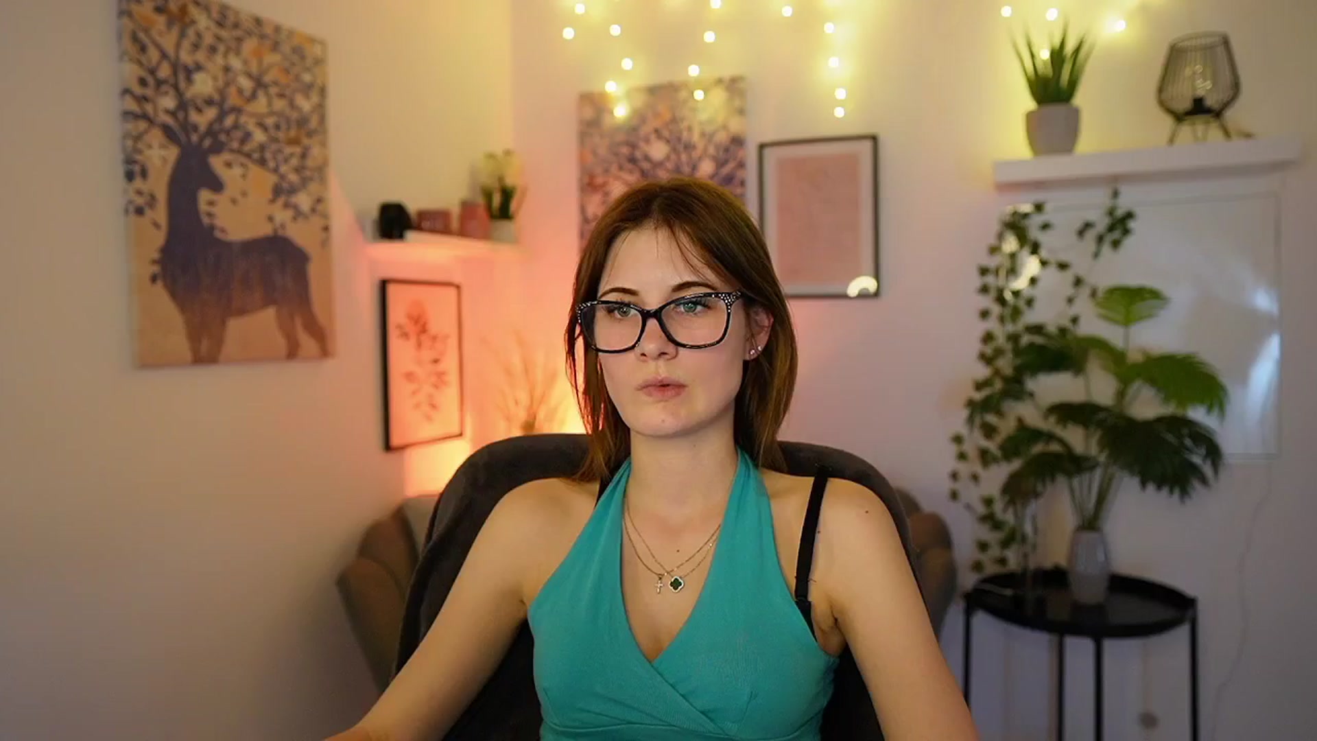 Gallery image thumbnail from Ellie_Shae's myfreecams stream on, 03/11/2025, 19:00 image 4 of 20