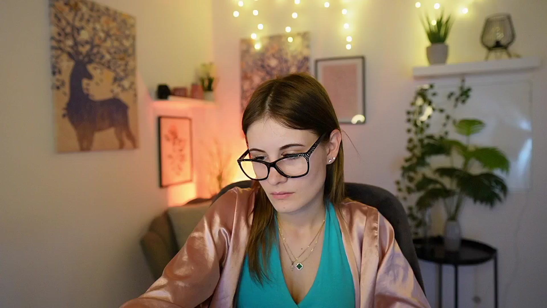 Gallery image thumbnail from Ellie_Shae's myfreecams stream on, 03/11/2025, 19:00 image 15 of 20