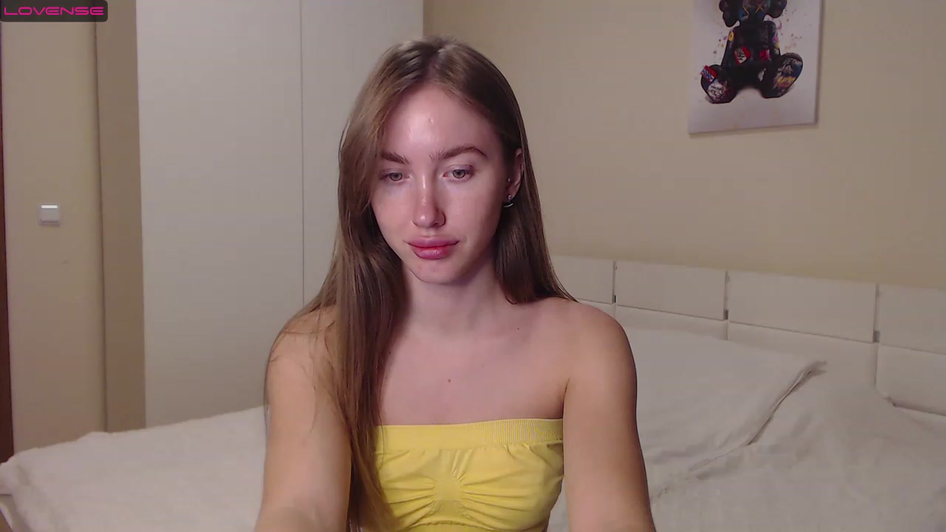 Gallery image thumbnail from Ellie_Young's myfreecams stream on, 12/25/2022, 15:38 image 16 of 20