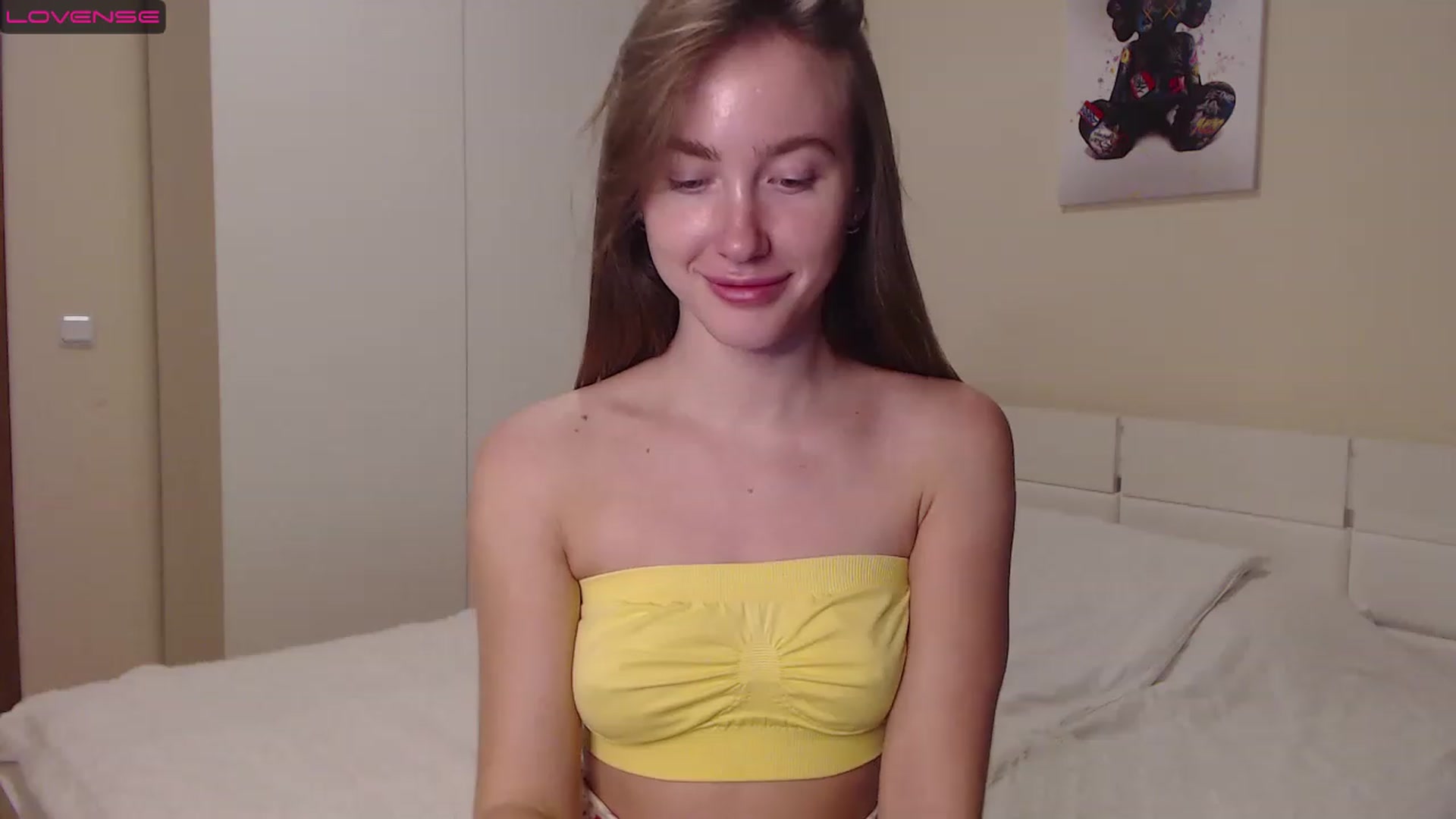 Gallery image thumbnail from Ellie_Young's myfreecams stream on, 12/25/2022, 15:38 image 20 of 20