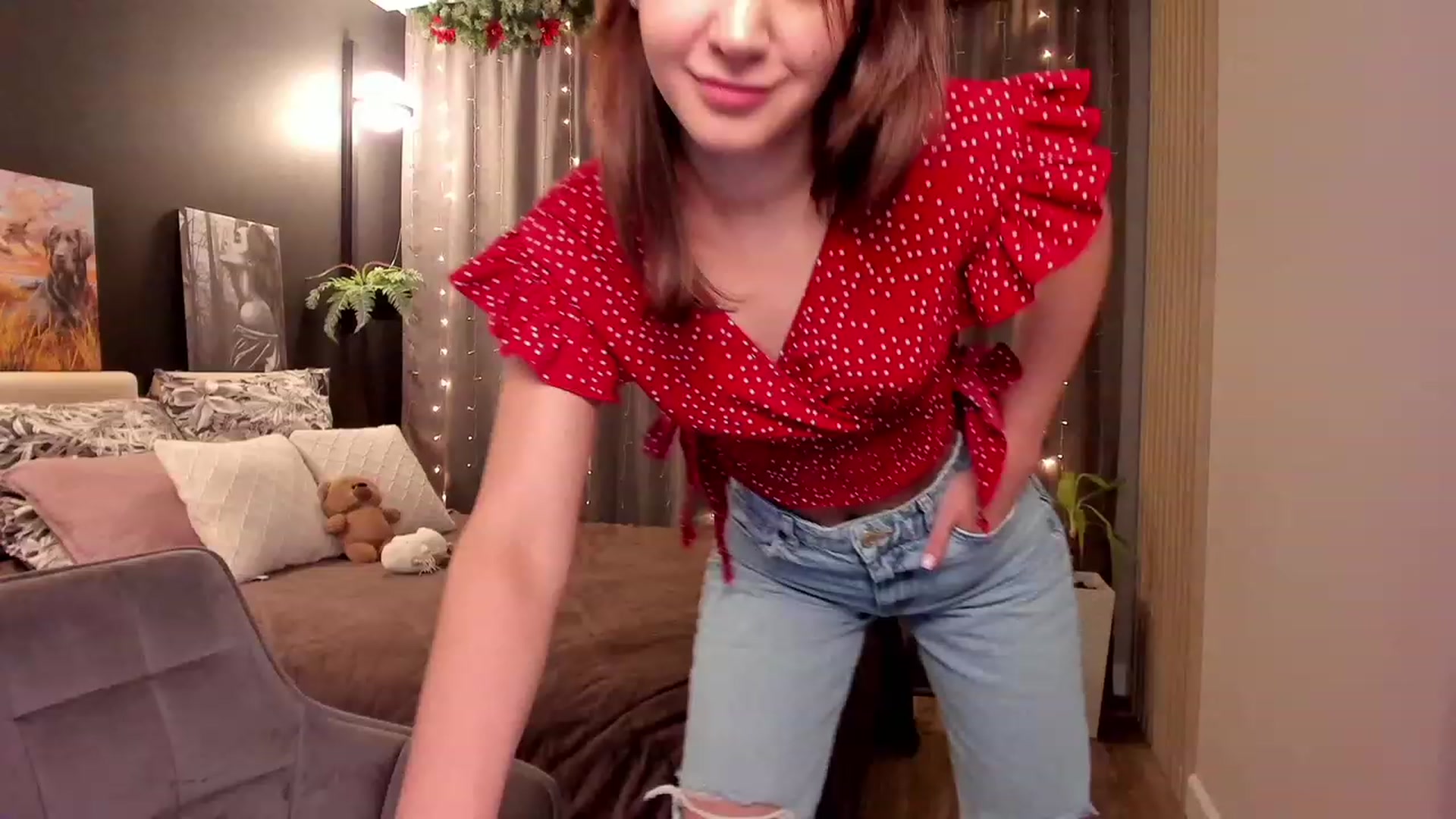 Gallery image thumbnail from Ellies_Smile's myfreecams stream on, 01/09/2023, 16:50 image 10 of 20