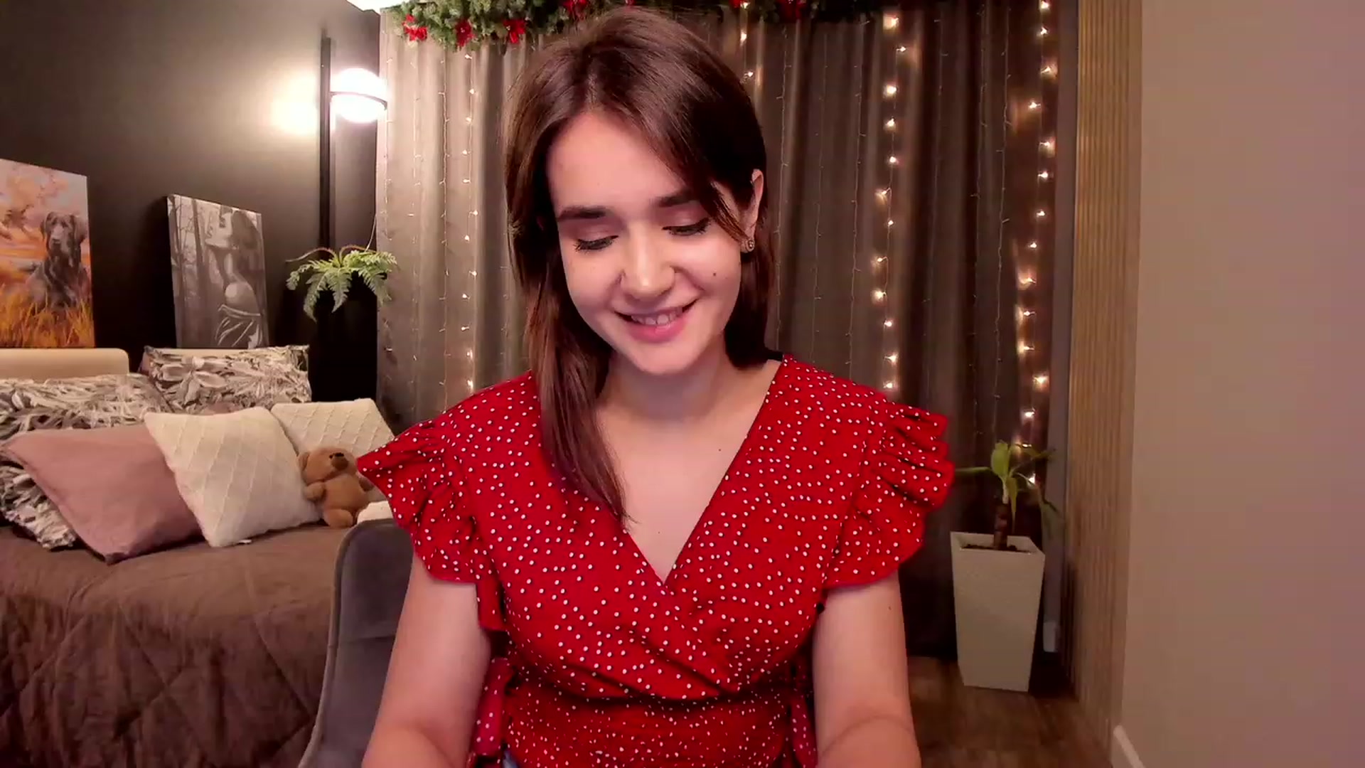 Gallery image thumbnail from Ellies_Smile's myfreecams stream on, 01/09/2023, 16:50 image 1 of 20