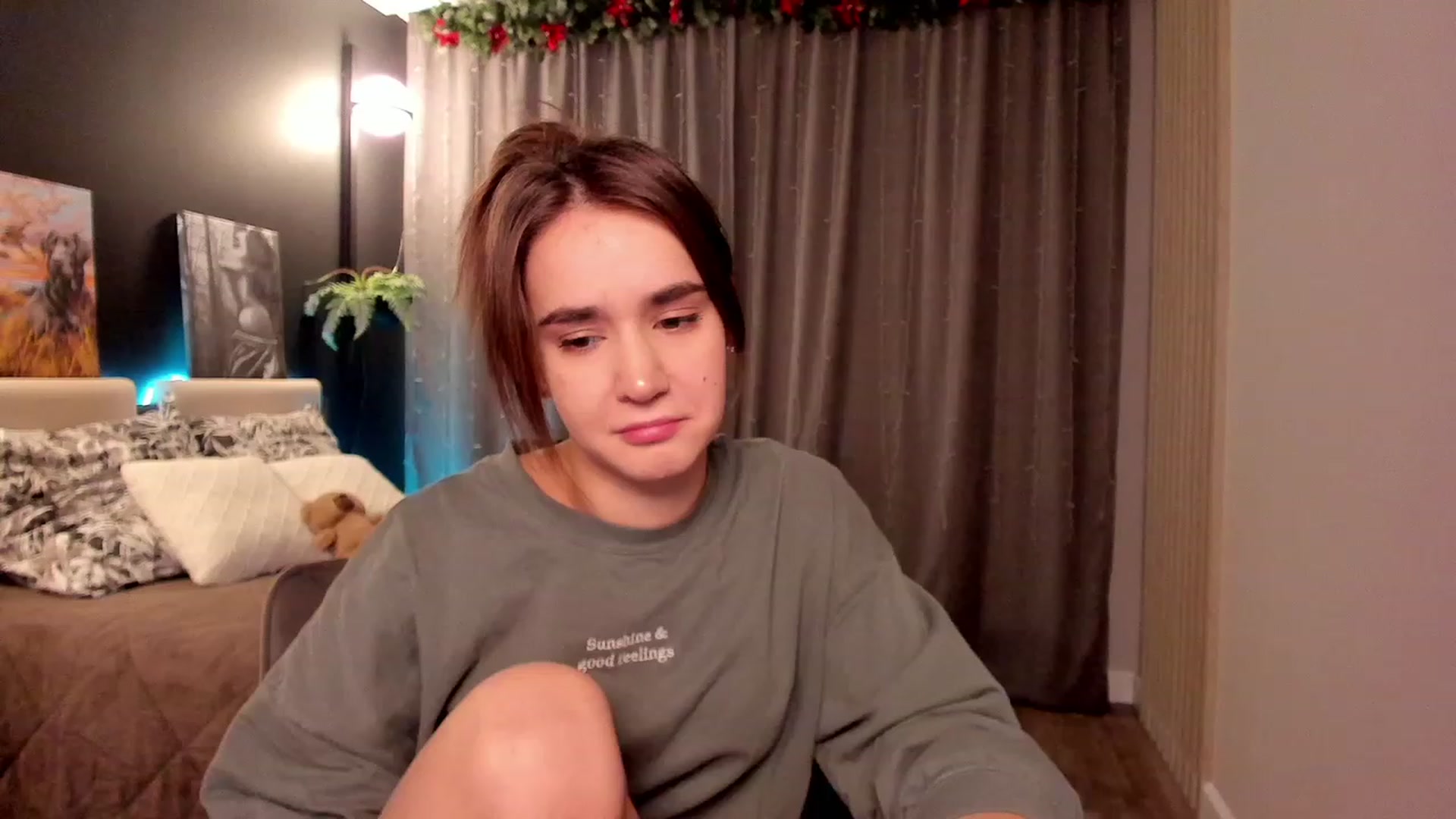 Gallery image thumbnail from Ellies_Smile's myfreecams stream on, 01/13/2023, 14:23 image 8 of 20