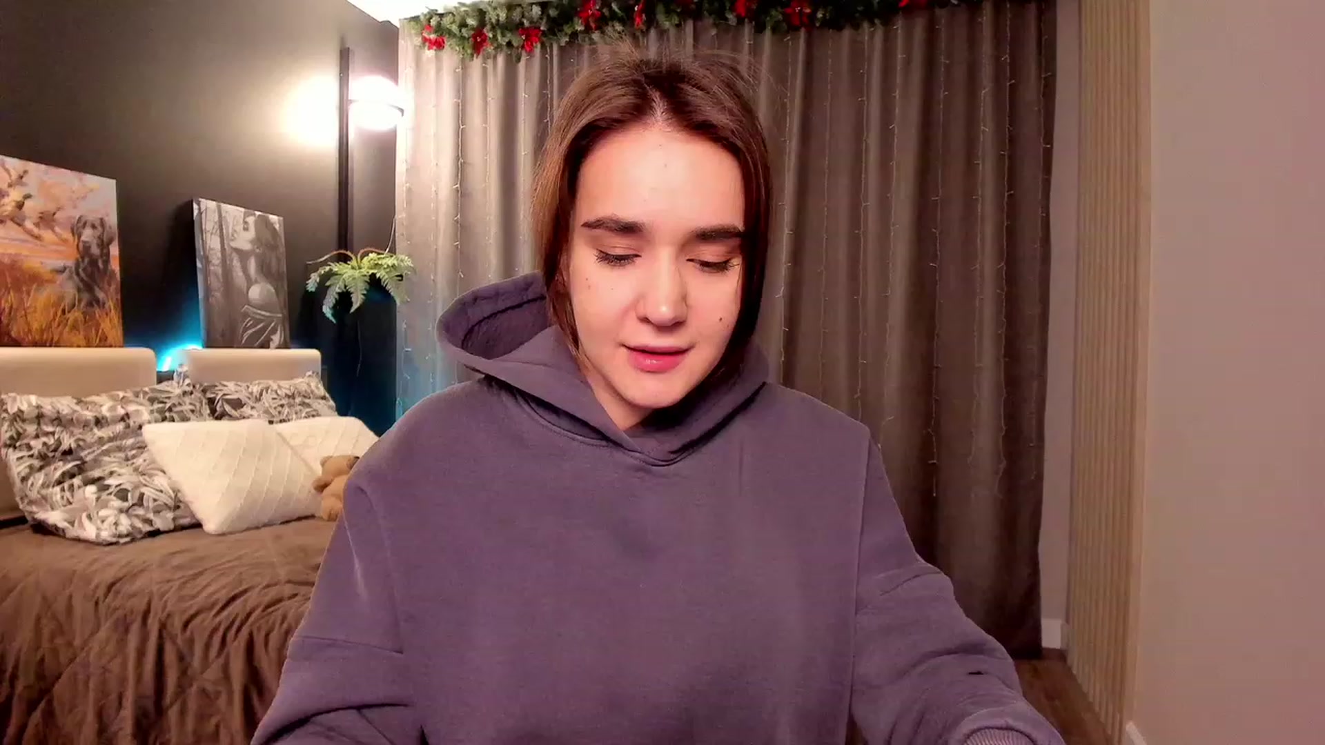 Gallery image thumbnail from Ellies_Smile's myfreecams stream on, 01/13/2023, 15:39 image 15 of 20