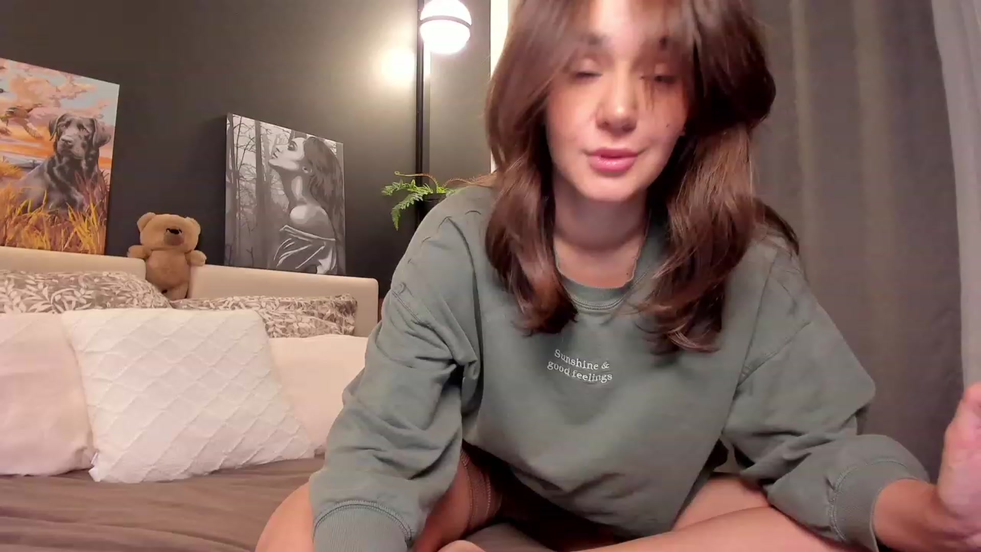 Gallery image thumbnail from Ellies_Smile's myfreecams stream on, 03/03/2023, 16:11 image 6 of 20