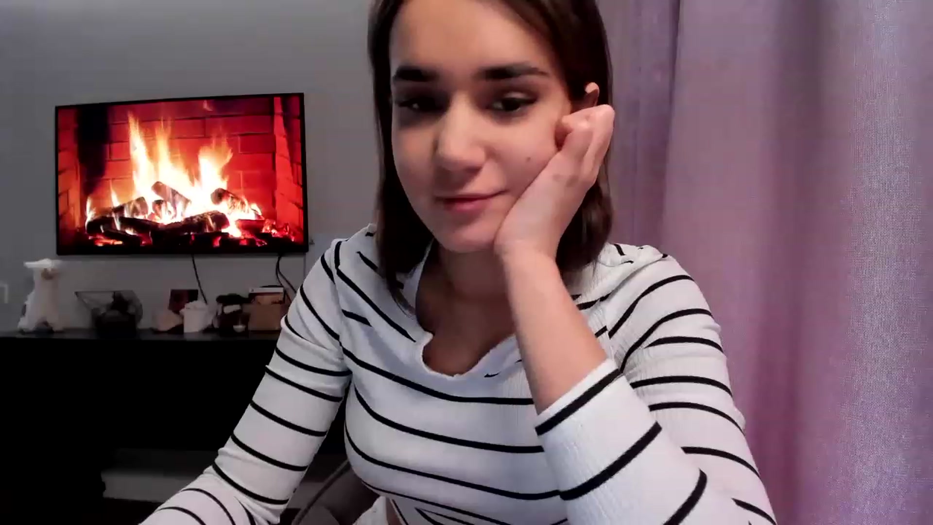 Gallery image thumbnail from Ellies_Smile's myfreecams stream on, 03/14/2023, 09:45 image 20 of 20