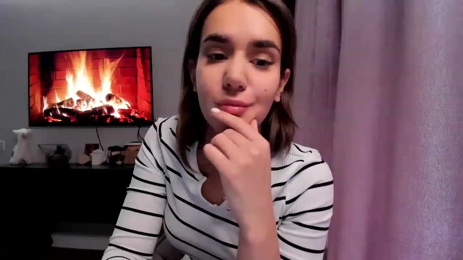 Gallery image thumbnail from Ellies_Smile's myfreecams stream on, 03/14/2023, 09:45 image 13 of 20