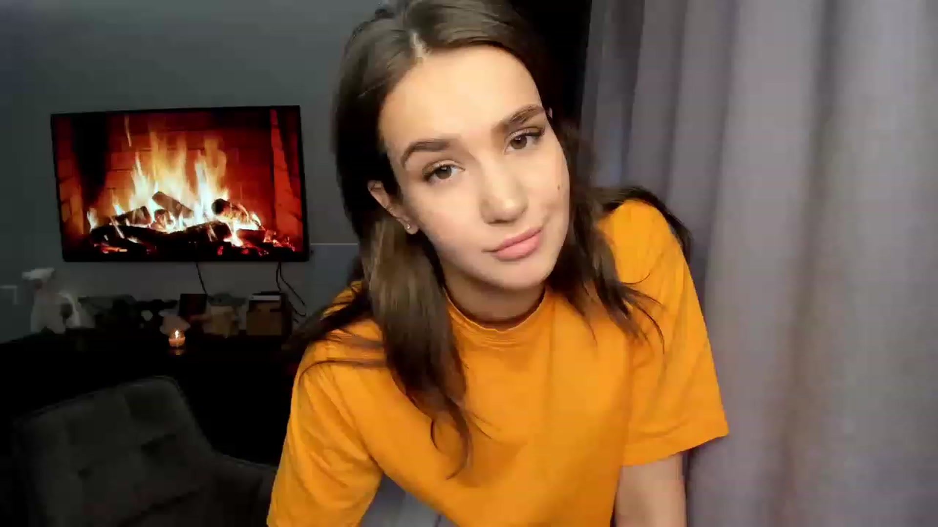 Gallery image thumbnail from Ellies_Smile's myfreecams stream on, 03/24/2023, 10:31 image 8 of 20