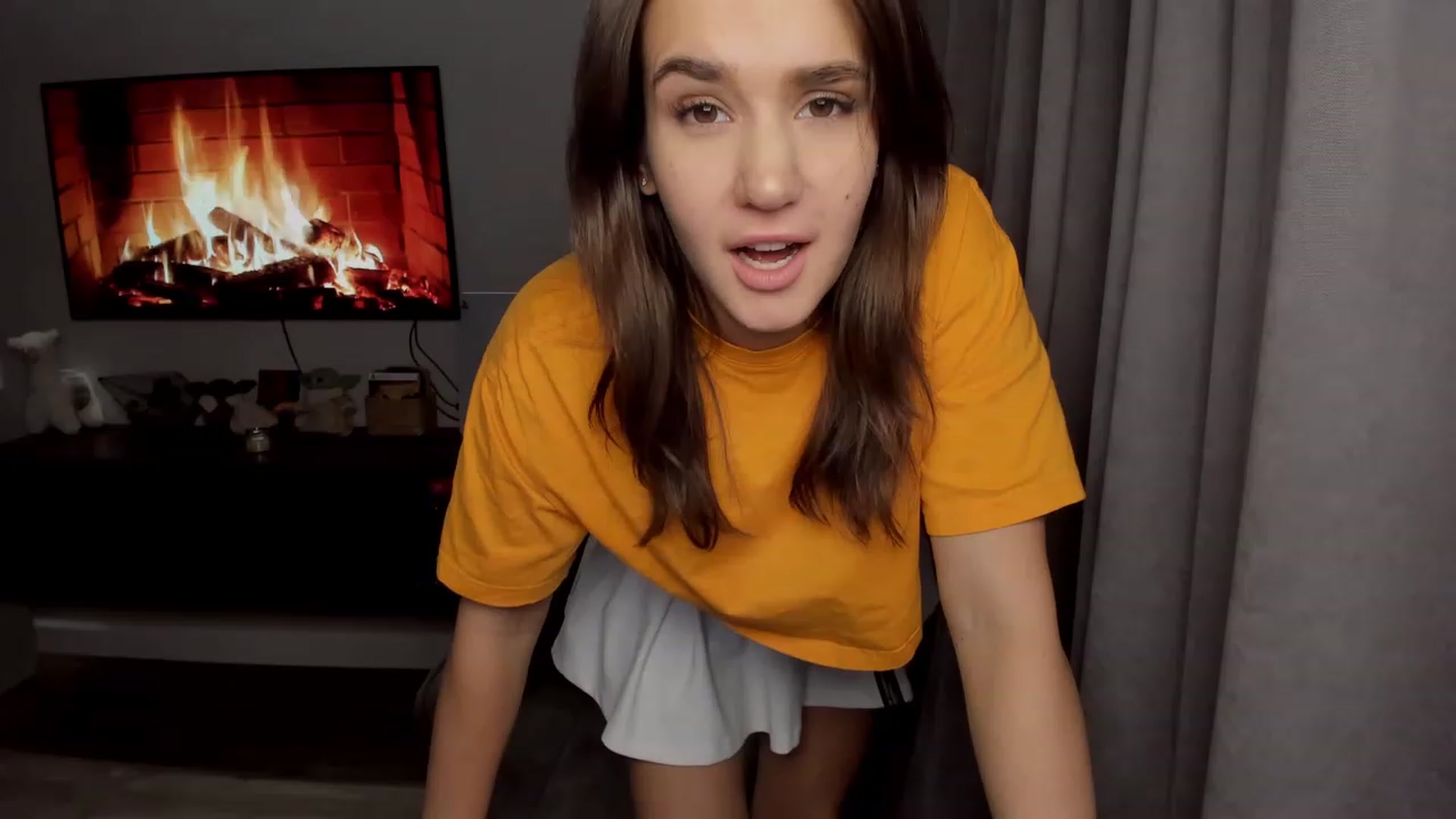 Gallery image thumbnail from Ellies_Smile's myfreecams stream on, 03/24/2023, 15:45 image 10 of 20