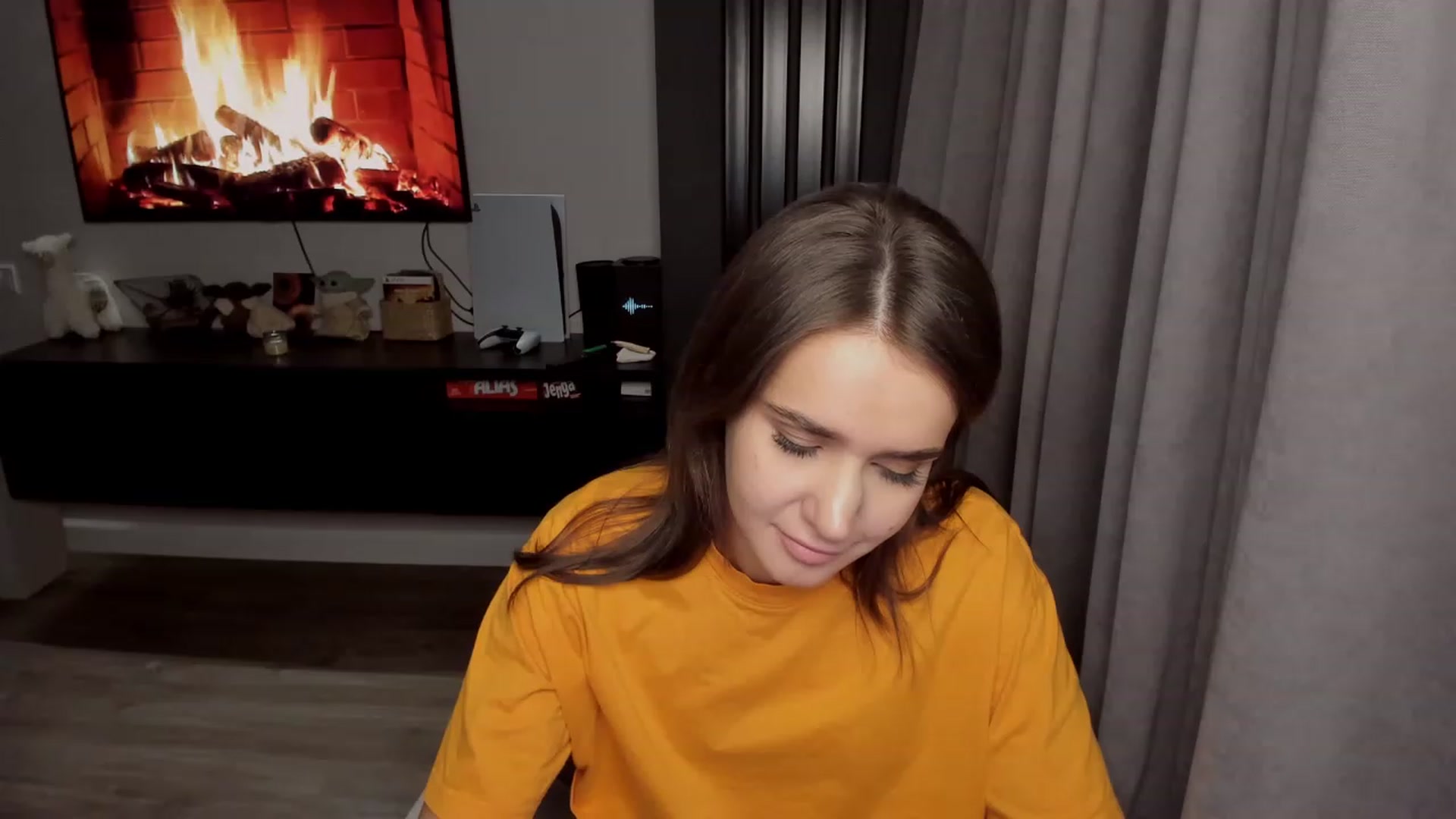 Gallery image thumbnail from Ellies_Smile's myfreecams stream on, 03/24/2023, 15:45 image 11 of 20