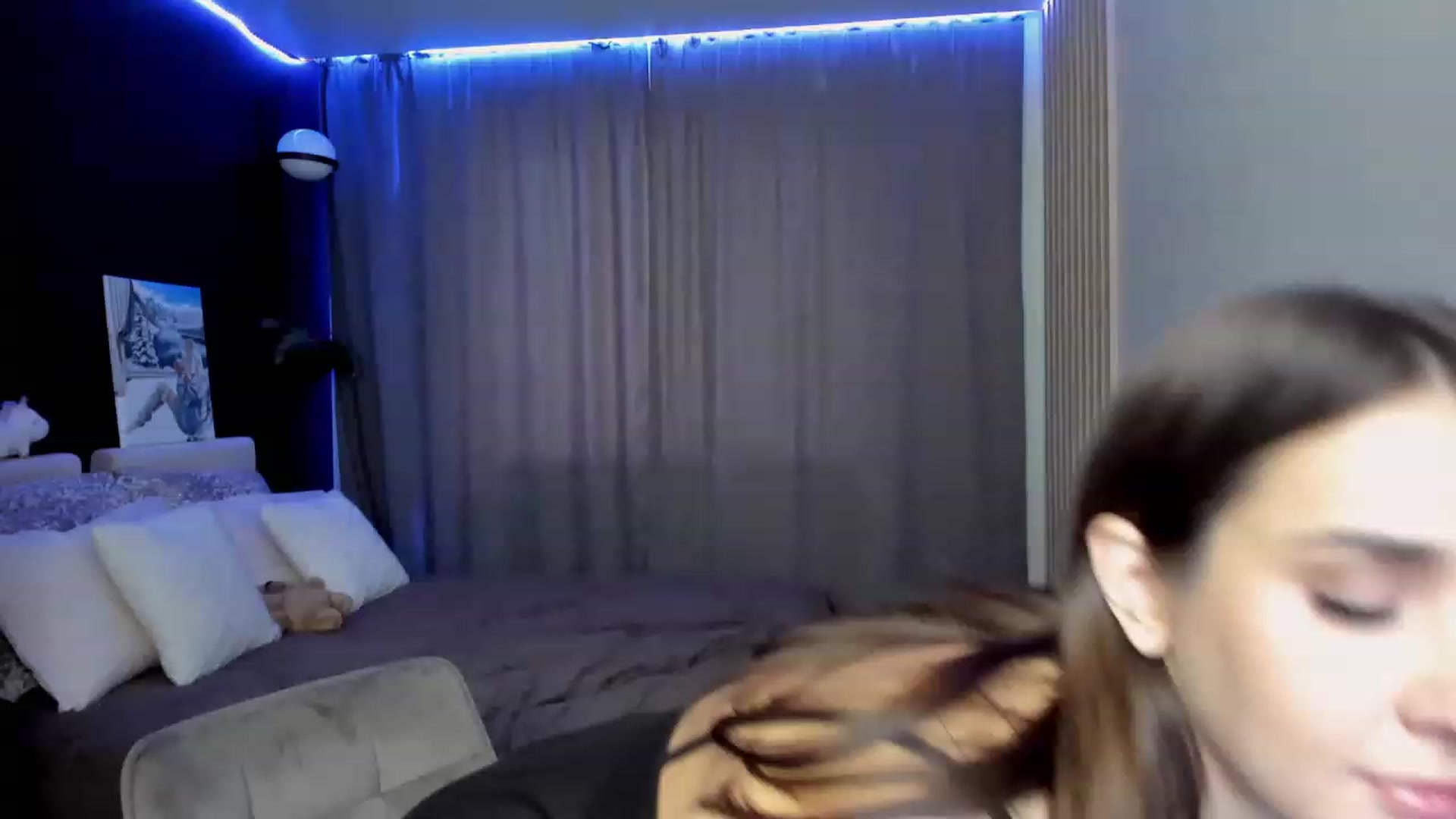 Gallery image thumbnail from Ellies_Smile's myfreecams stream on, 05/25/2023, 13:46 image 20 of 20