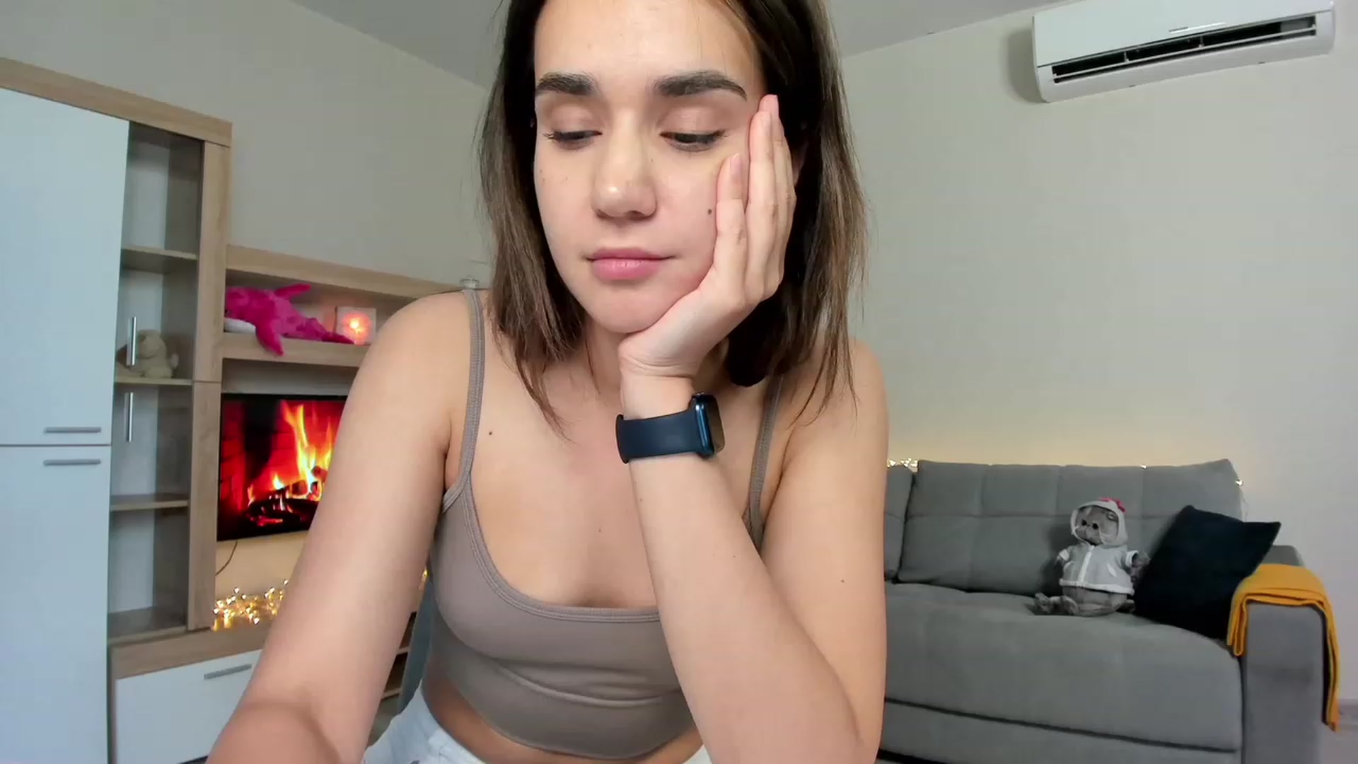 Gallery image thumbnail from Ellies_Smile's myfreecams stream on, 06/09/2023, 16:07 image 20 of 20