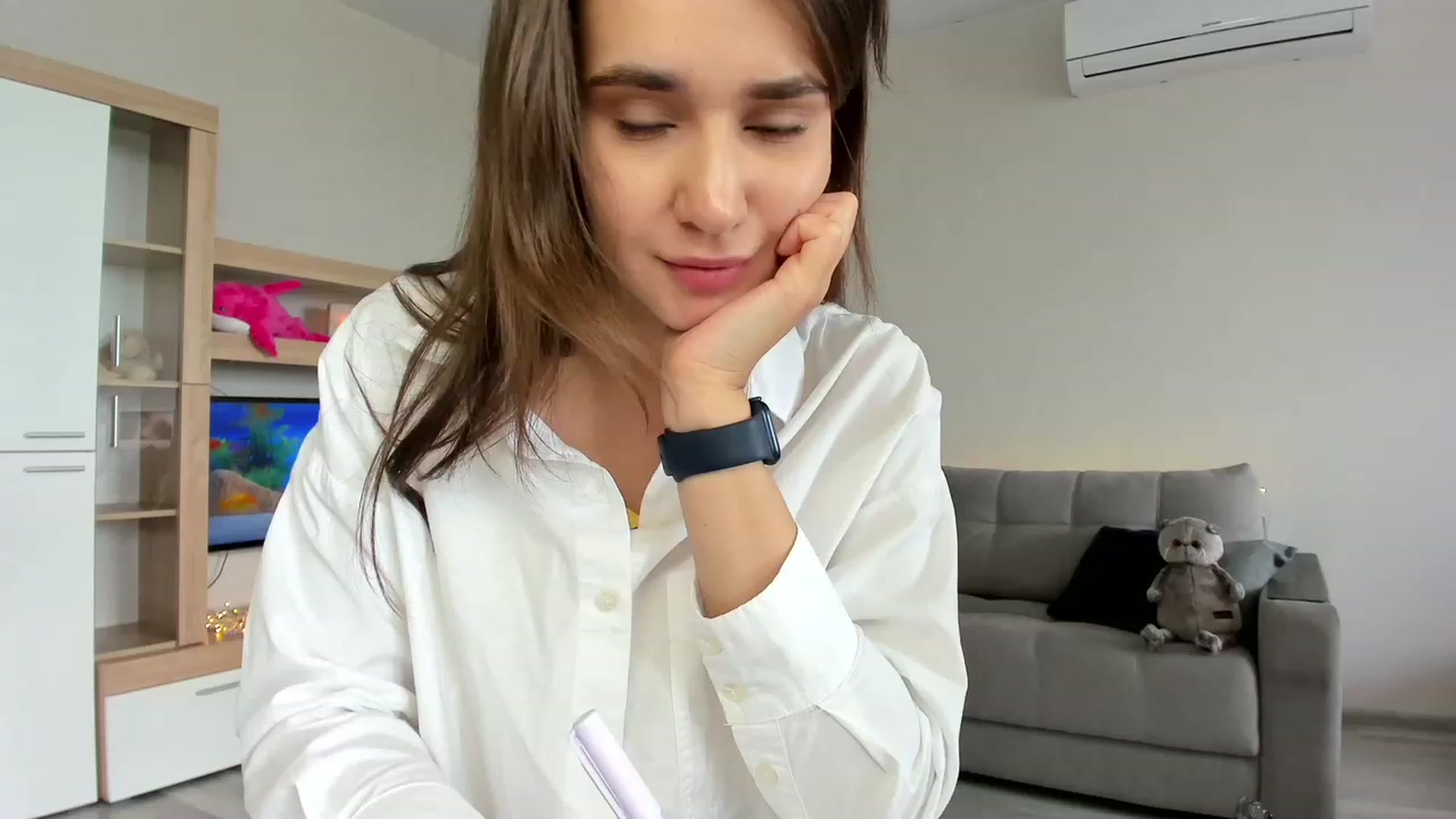 Gallery image thumbnail from Ellies_Smile's myfreecams stream on, 06/22/2023, 09:11 image 7 of 20