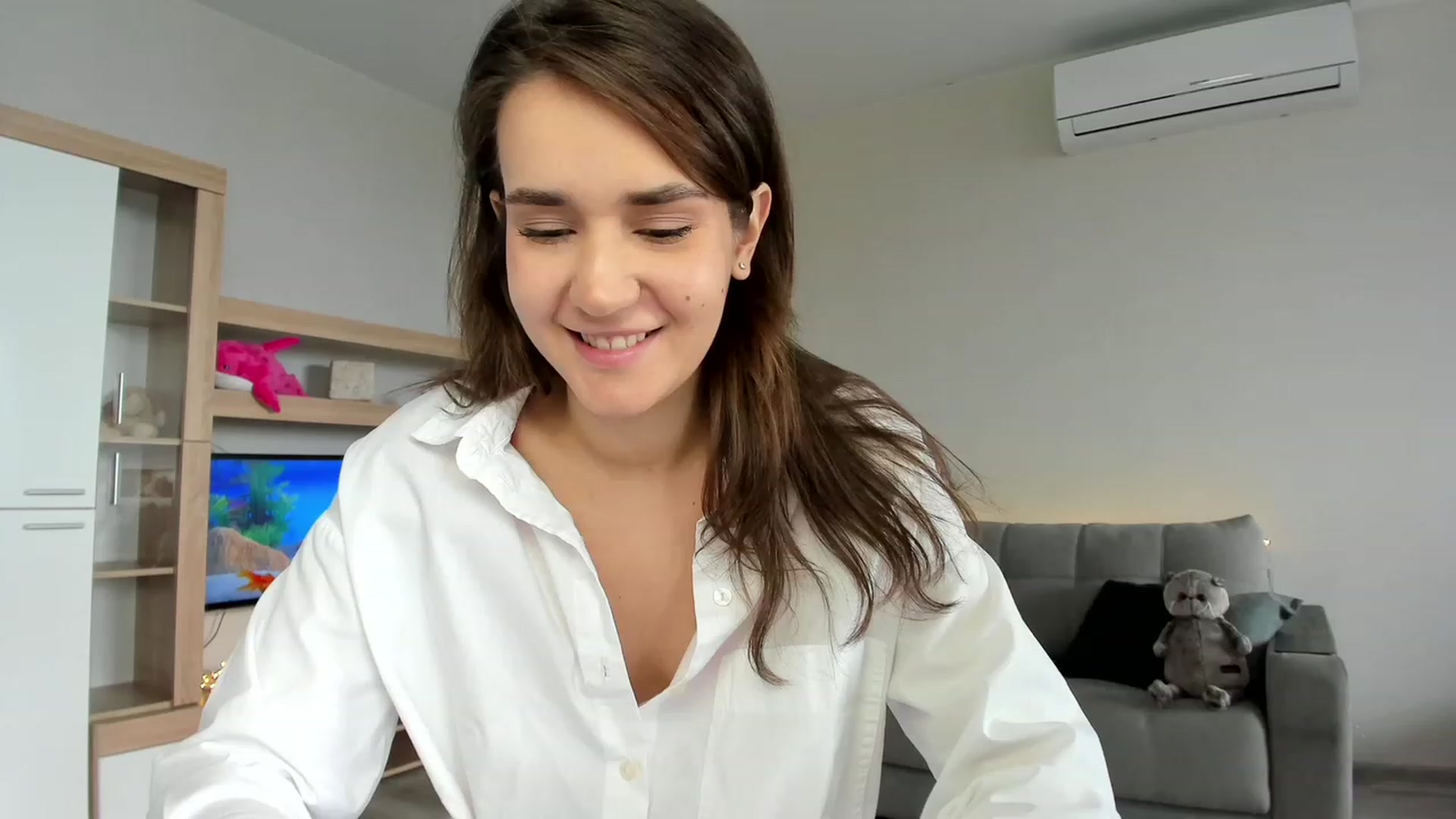 Gallery image thumbnail from Ellies_Smile's myfreecams stream on, 06/23/2023, 08:26 image 9 of 20