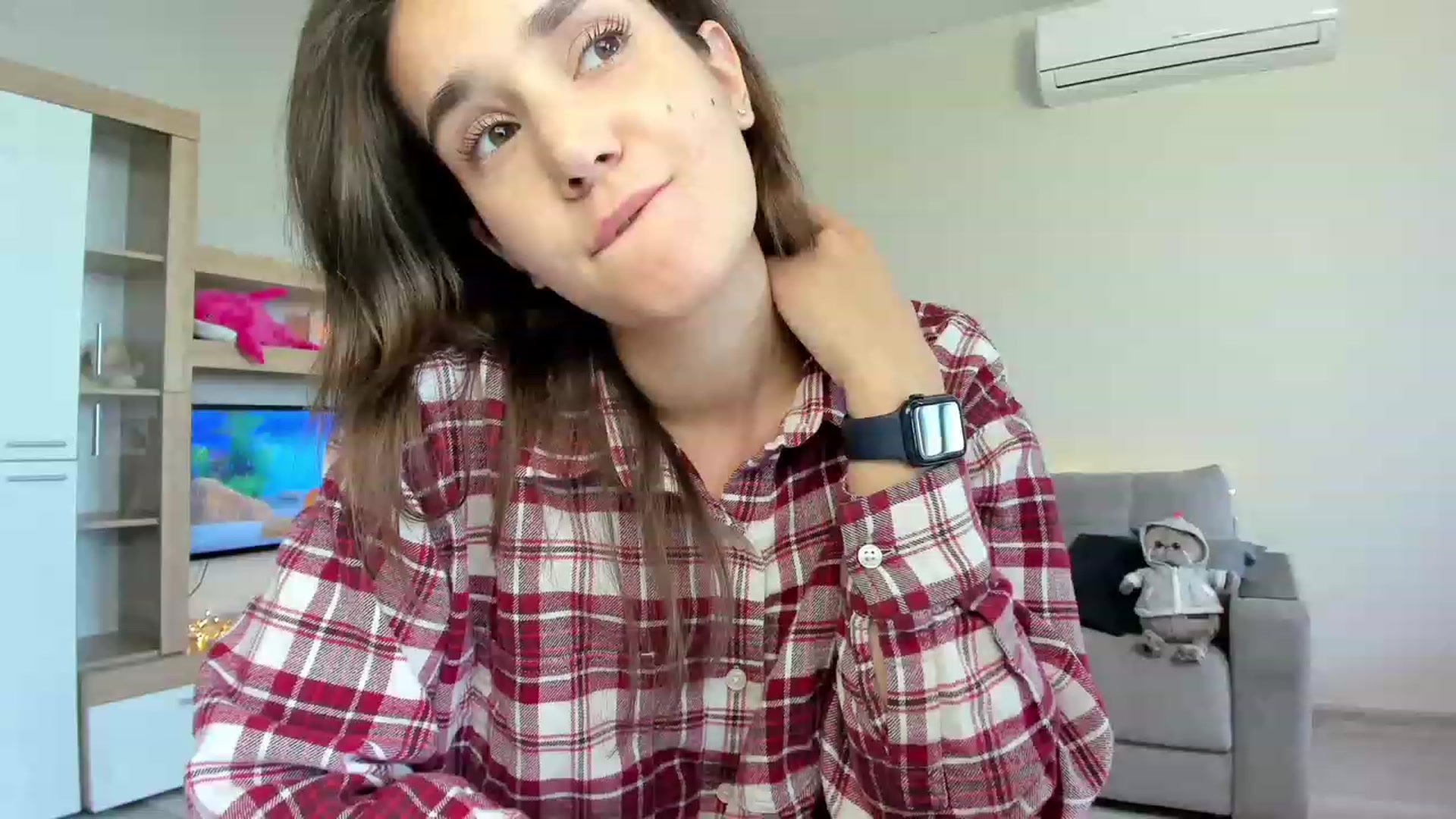 Gallery image thumbnail from Ellies_Smile's myfreecams stream on, 06/25/2023, 13:07 image 17 of 20
