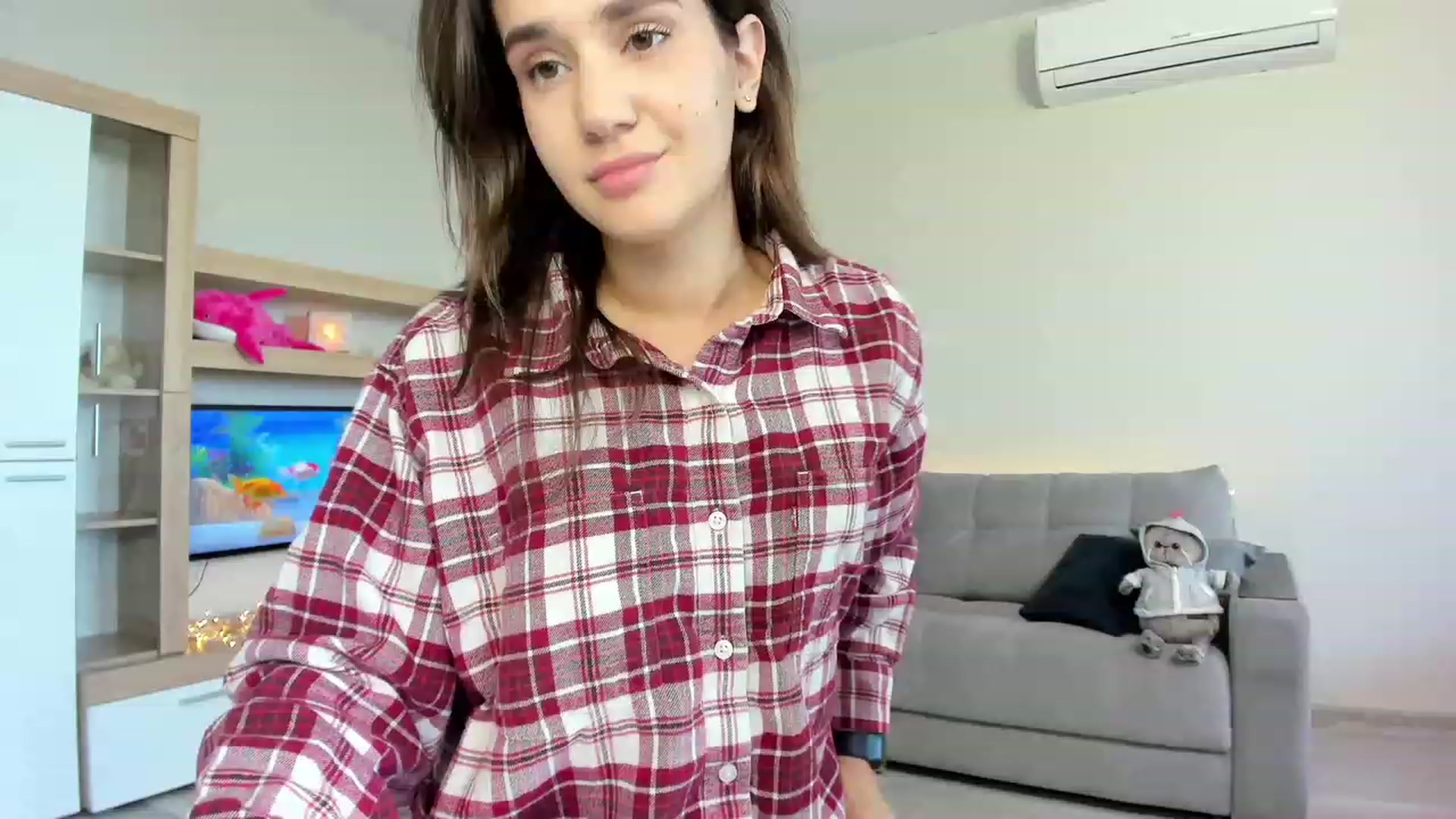 Gallery image thumbnail from Ellies_Smile's myfreecams stream on, 06/25/2023, 13:07 image 16 of 20