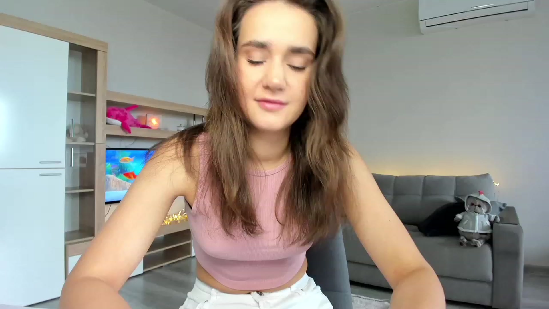 Gallery image thumbnail from Ellies_Smile's myfreecams stream on, 06/30/2023, 07:55 image 5 of 20