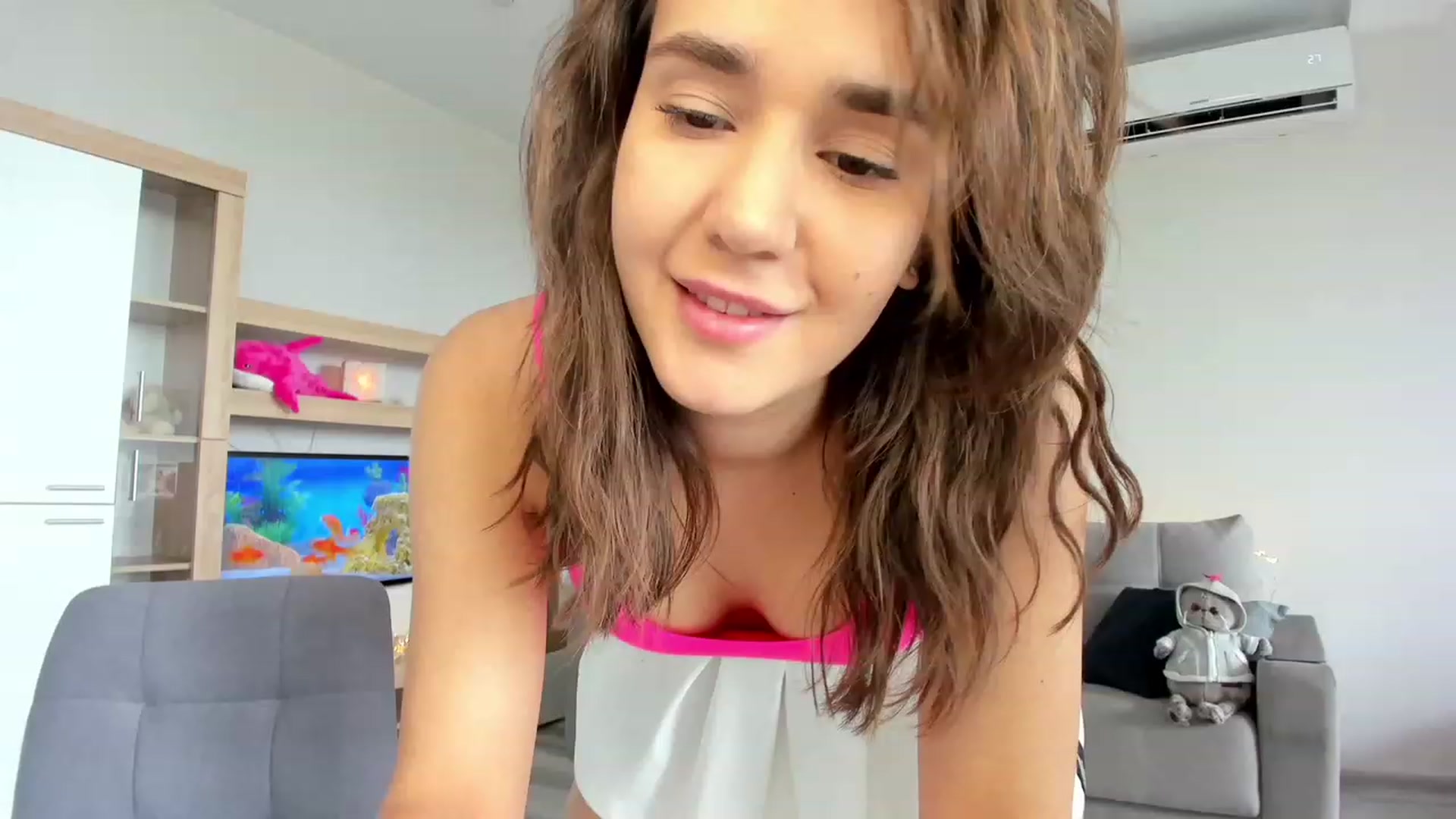 Gallery image thumbnail from Ellies_Smile's myfreecams stream on, 07/03/2023, 09:06 image 17 of 20