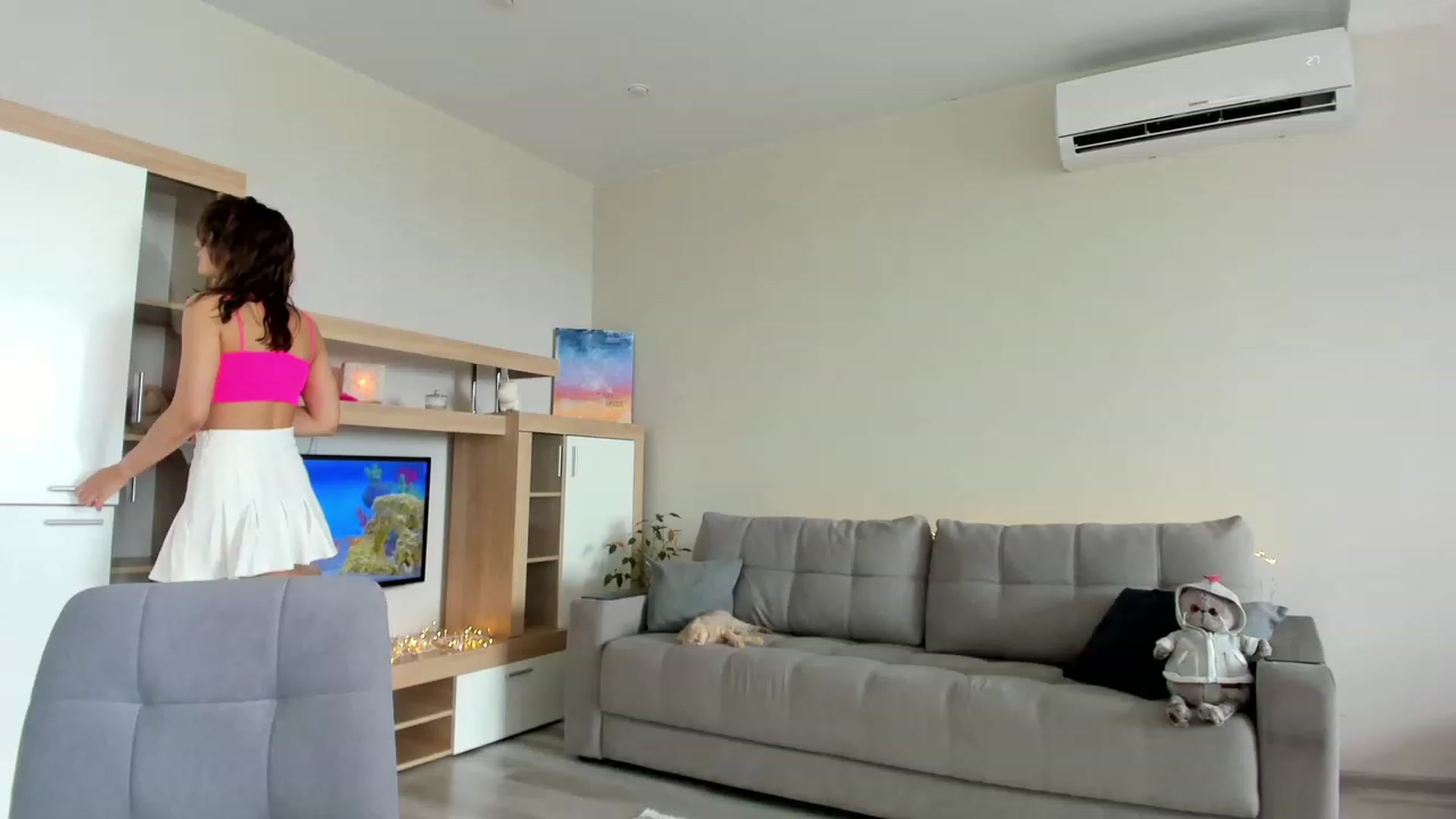 Gallery image thumbnail from Ellies_Smile's myfreecams stream on, 07/03/2023, 09:06 image 19 of 20