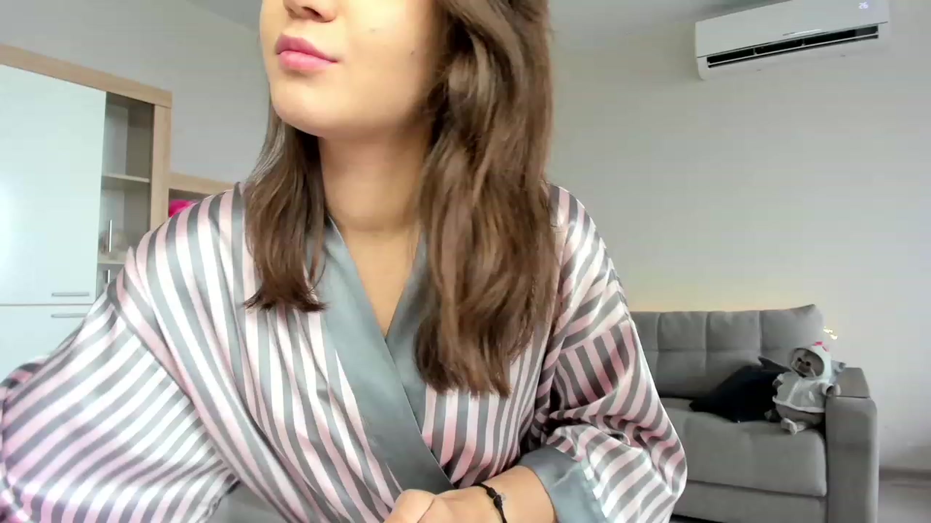 Gallery image thumbnail from Ellies_Smile's myfreecams stream on, 07/10/2023, 08:17 image 8 of 20