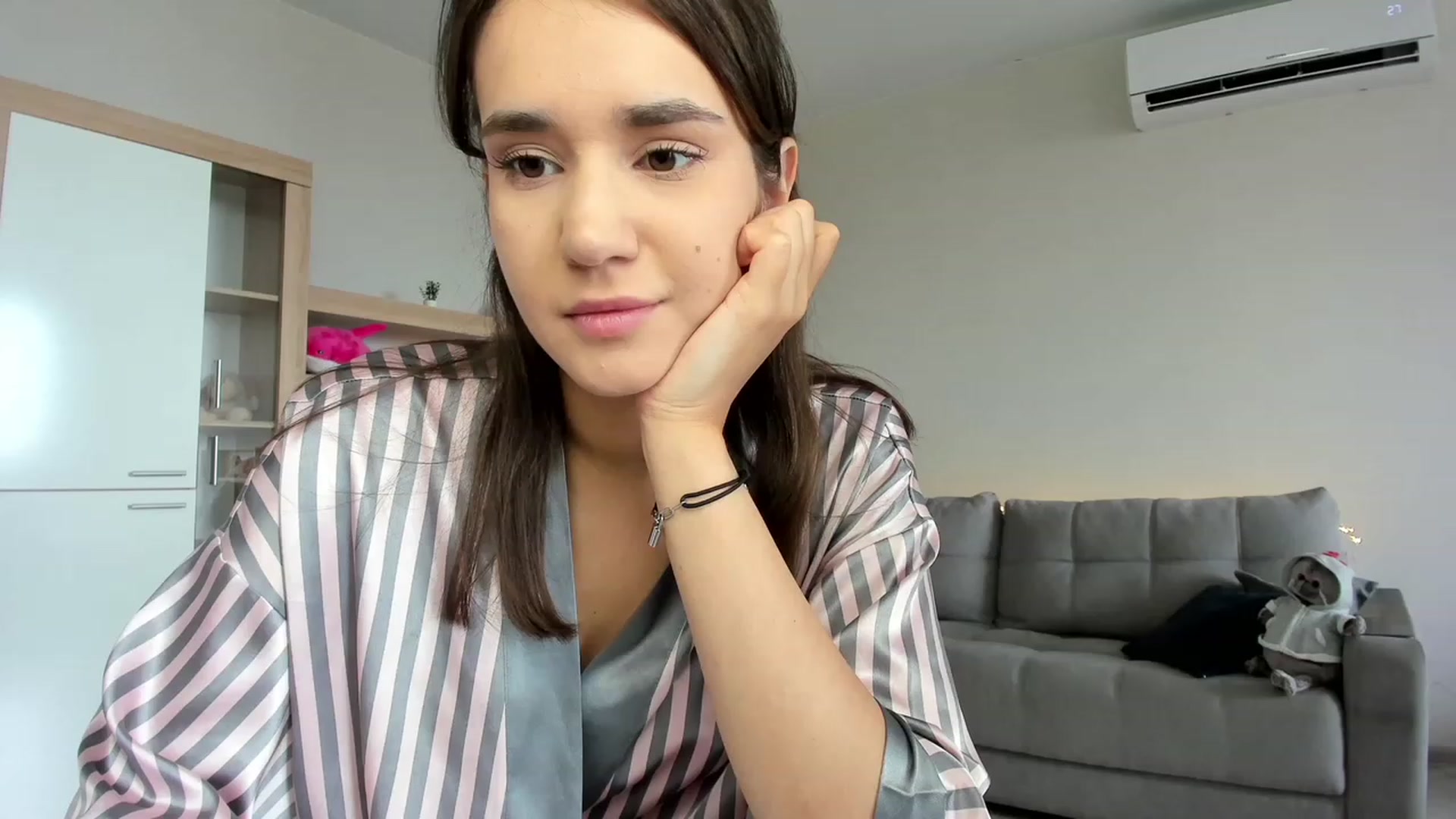 Gallery image thumbnail from Ellies_Smile's myfreecams stream on, 07/10/2023, 10:02 image 19 of 20