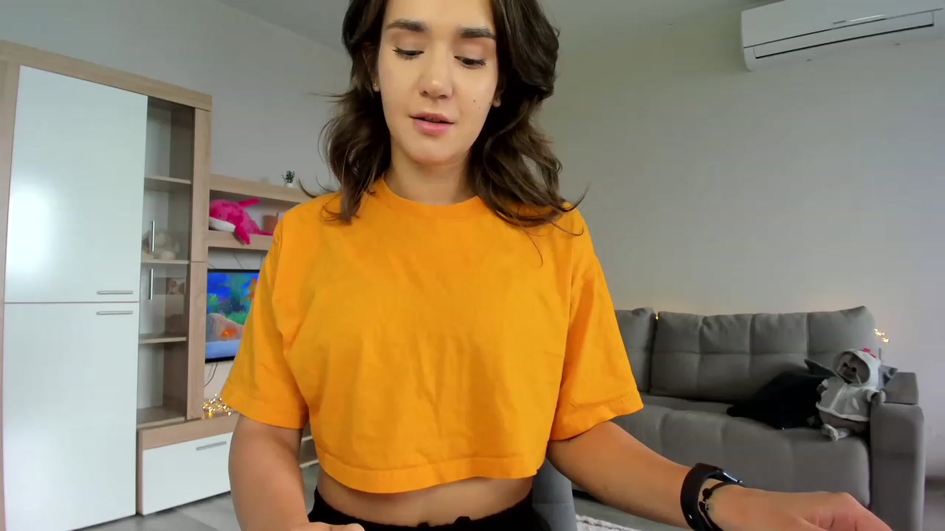 Gallery image thumbnail from Ellies_Smile's myfreecams stream on, 07/19/2023, 07:19 image 4 of 20