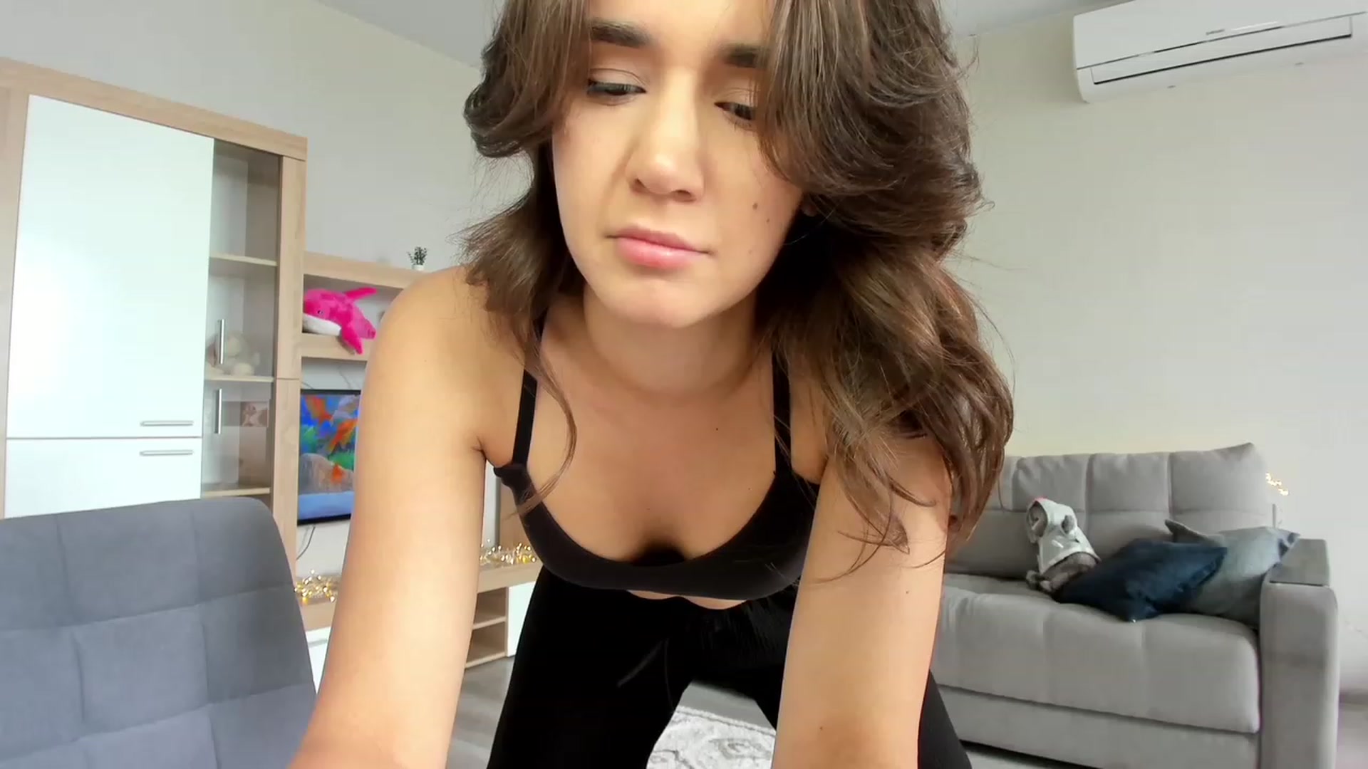 Gallery image thumbnail from Ellies_Smile's myfreecams stream on, 07/19/2023, 07:19 image 8 of 20