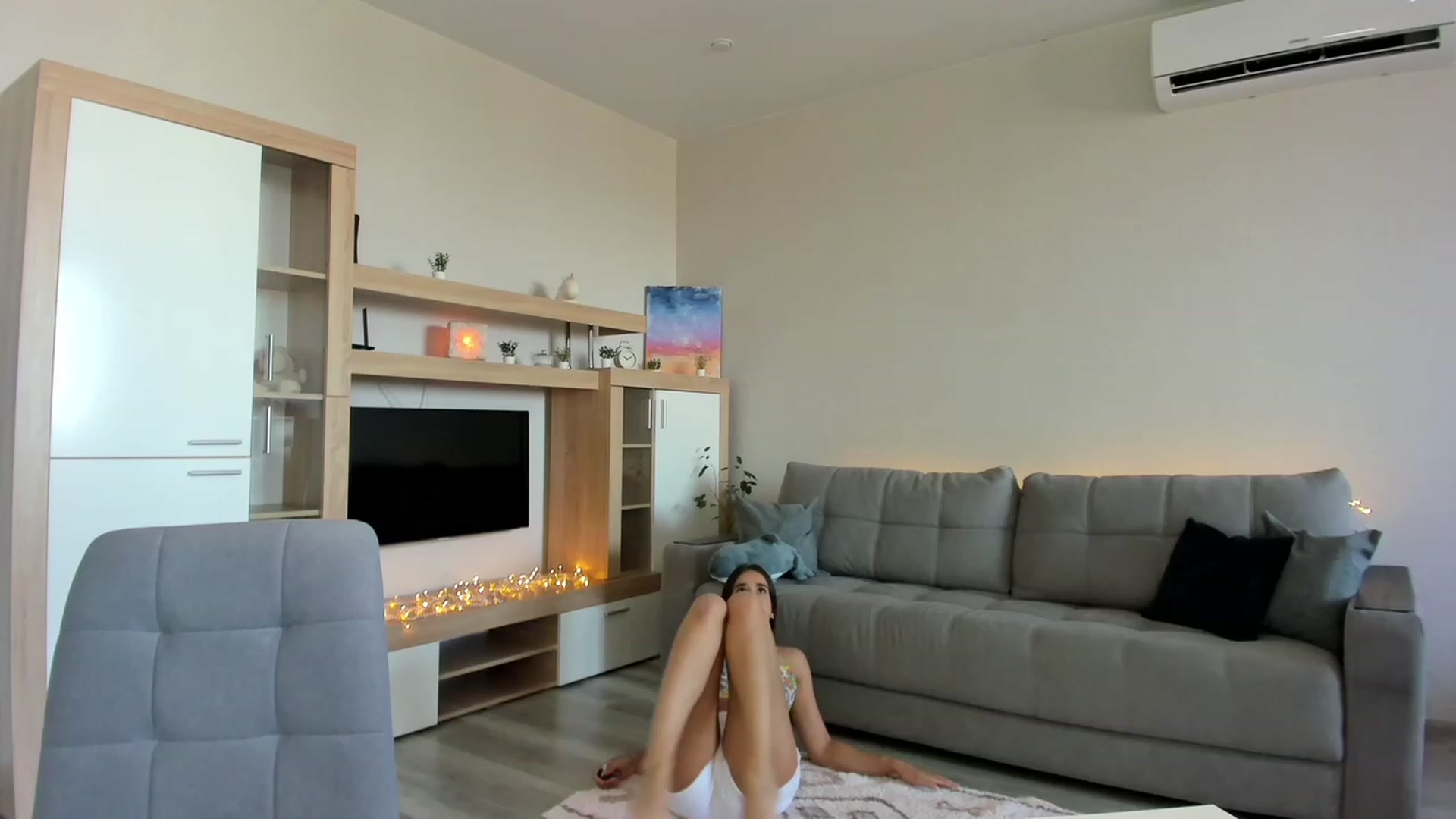 Gallery image thumbnail from Ellies_Smile's myfreecams stream on, 08/07/2023, 11:35 image 12 of 20