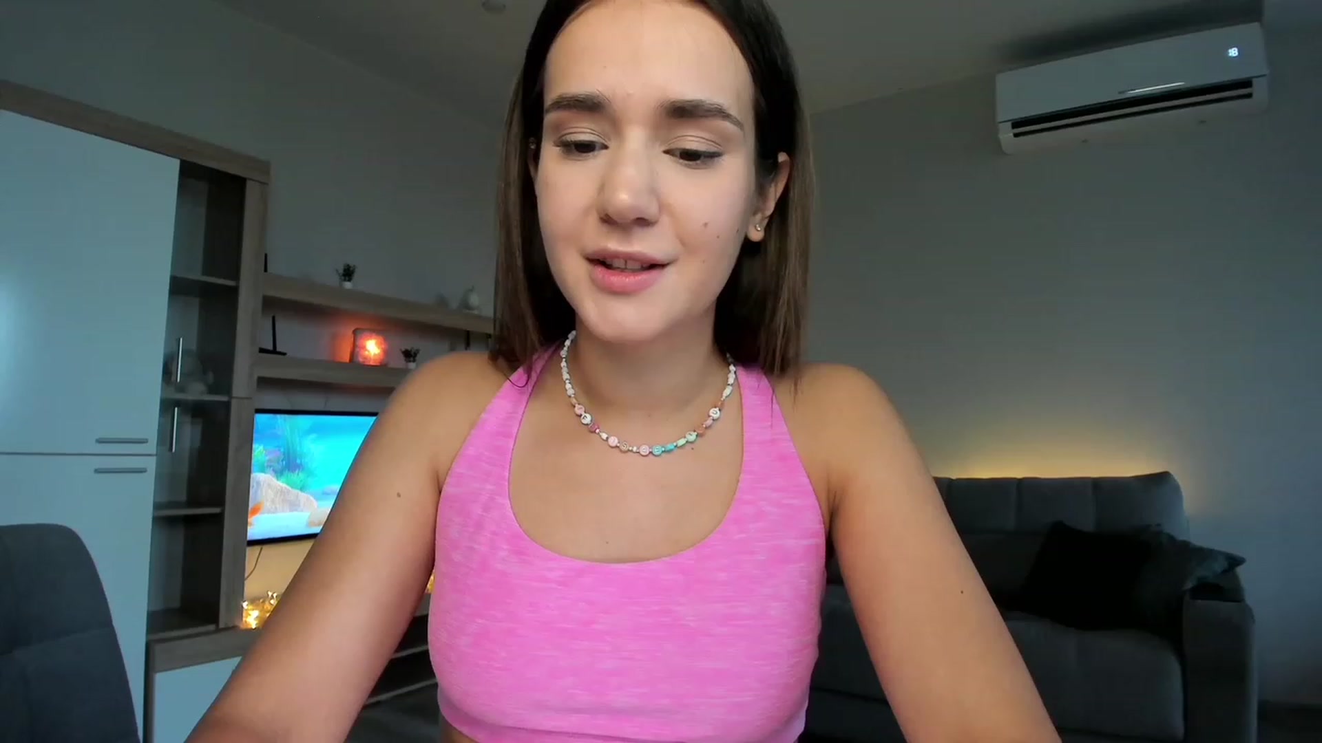 Gallery image thumbnail from Ellies_Smile's myfreecams stream on, 08/23/2023, 16:00 image 7 of 20