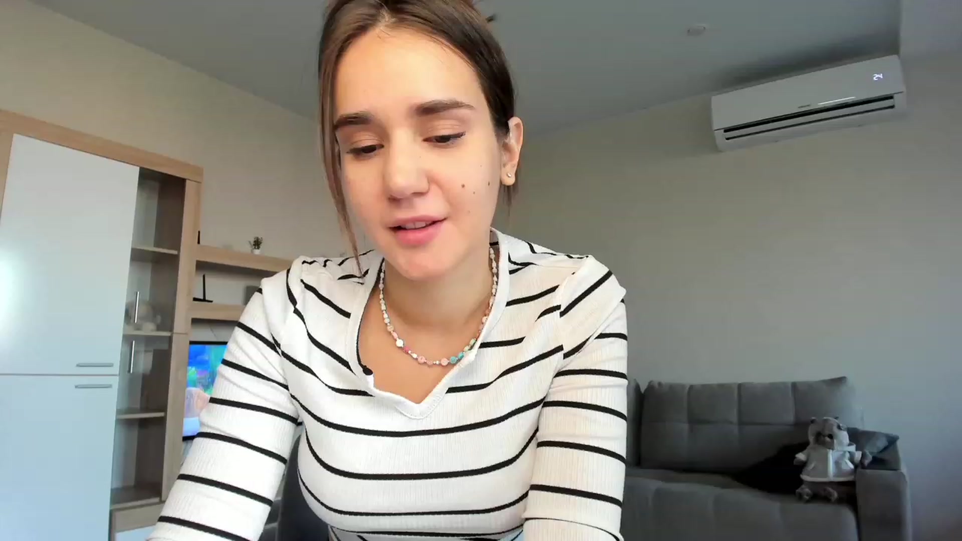Gallery image thumbnail from Ellies_Smile's myfreecams stream on, 08/29/2023, 15:17 image 19 of 20