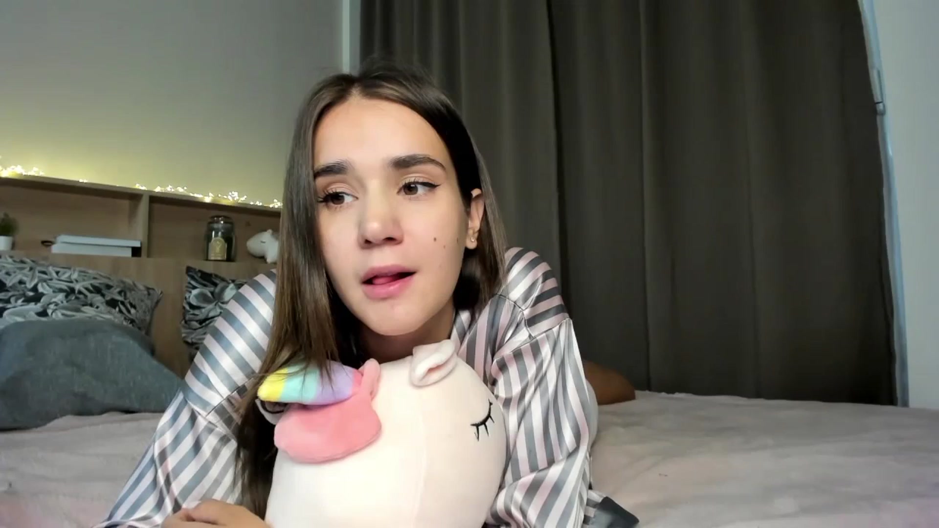 Gallery image thumbnail from Ellies_Smile's myfreecams stream on, 09/28/2023, 14:55 image 20 of 20