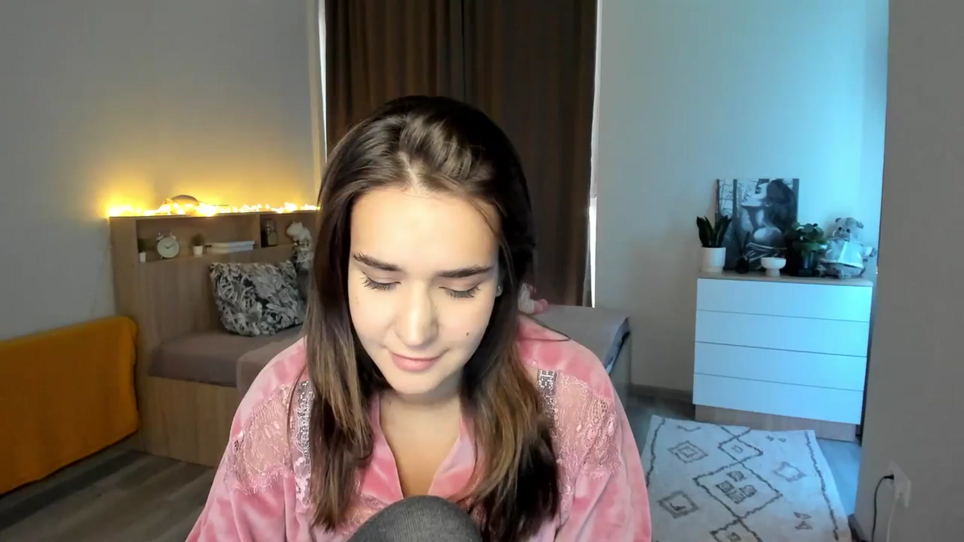 Gallery image thumbnail from Ellies_Smile's myfreecams stream on, 10/19/2023, 12:58 image 7 of 20