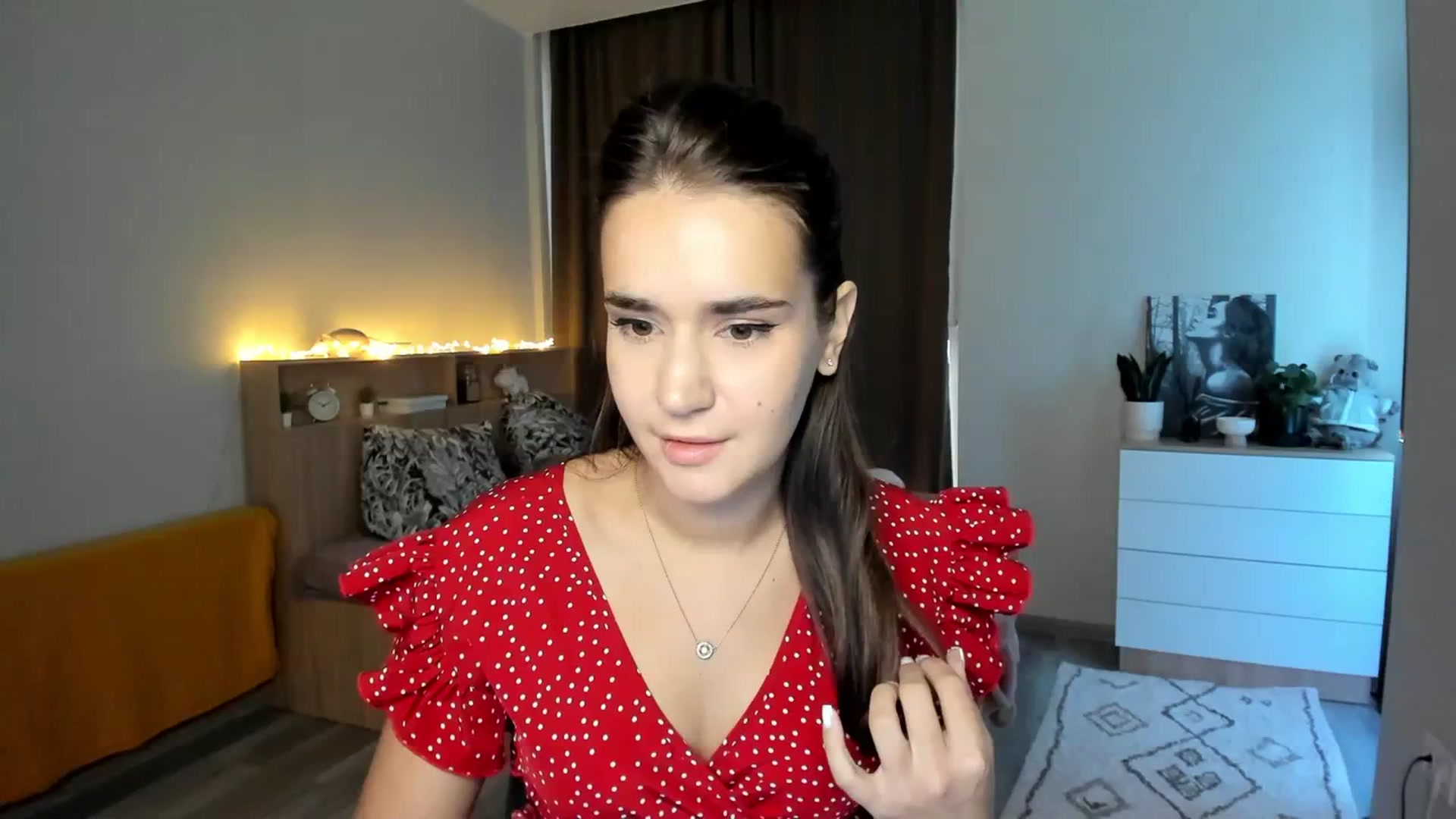 Gallery image thumbnail from Ellies_Smile's myfreecams stream on, 10/24/2023, 11:41 image 1 of 20