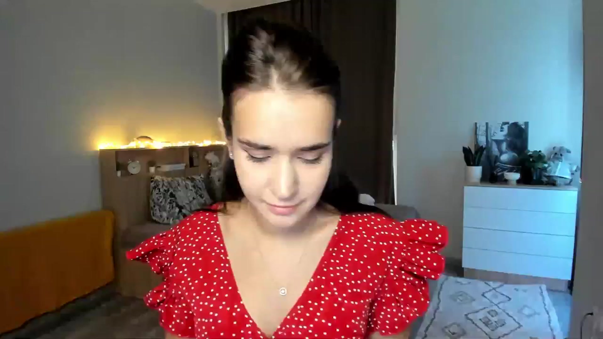 Gallery image thumbnail from Ellies_Smile's myfreecams stream on, 10/24/2023, 11:41 image 14 of 20