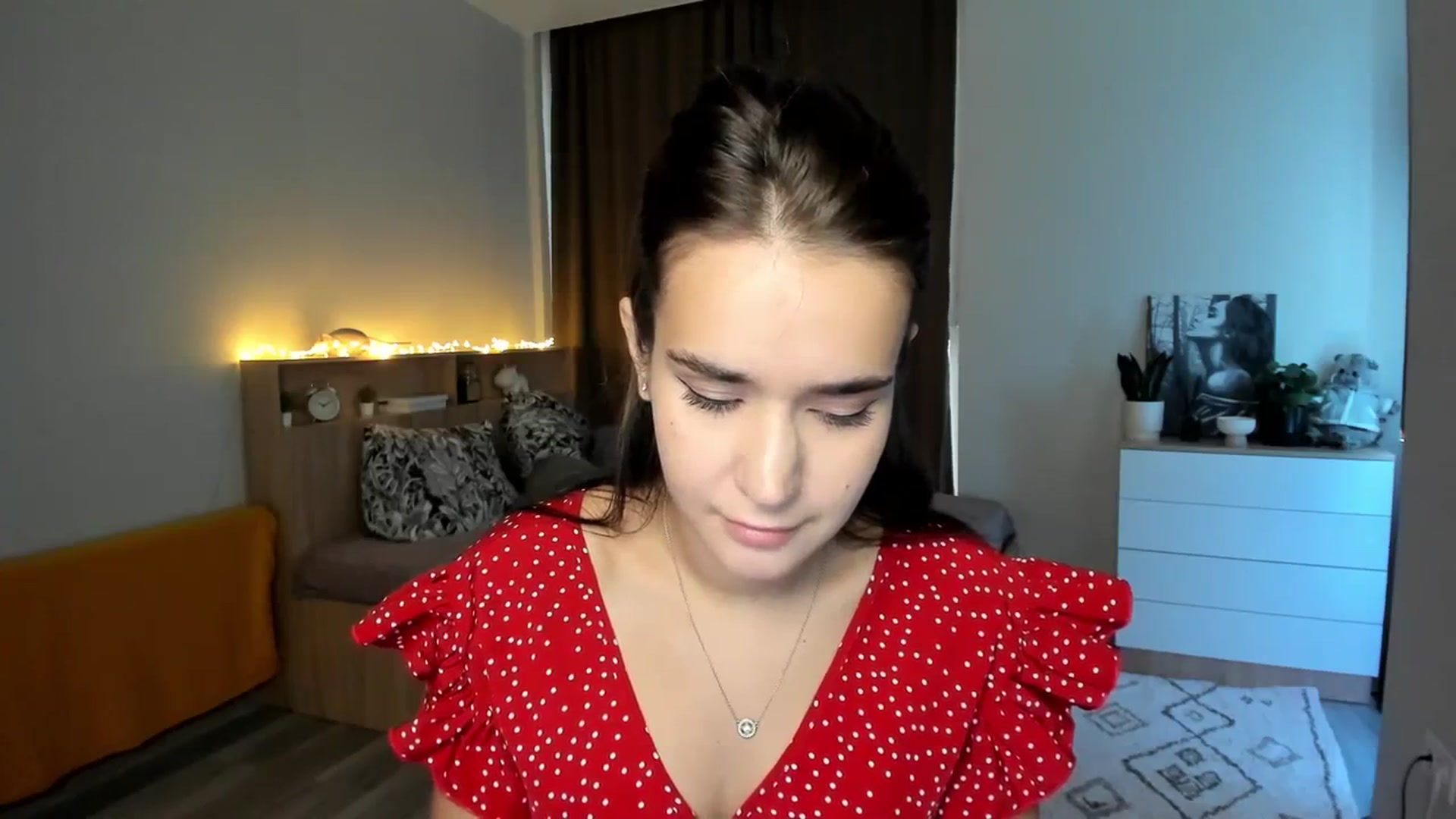 Gallery image thumbnail from Ellies_Smile's myfreecams stream on, 10/24/2023, 11:41 image 13 of 20