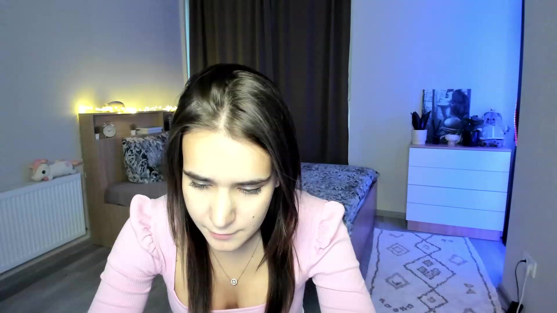Gallery image thumbnail from Ellies_Smile's myfreecams stream on, 11/14/2023, 11:53 image 1 of 20