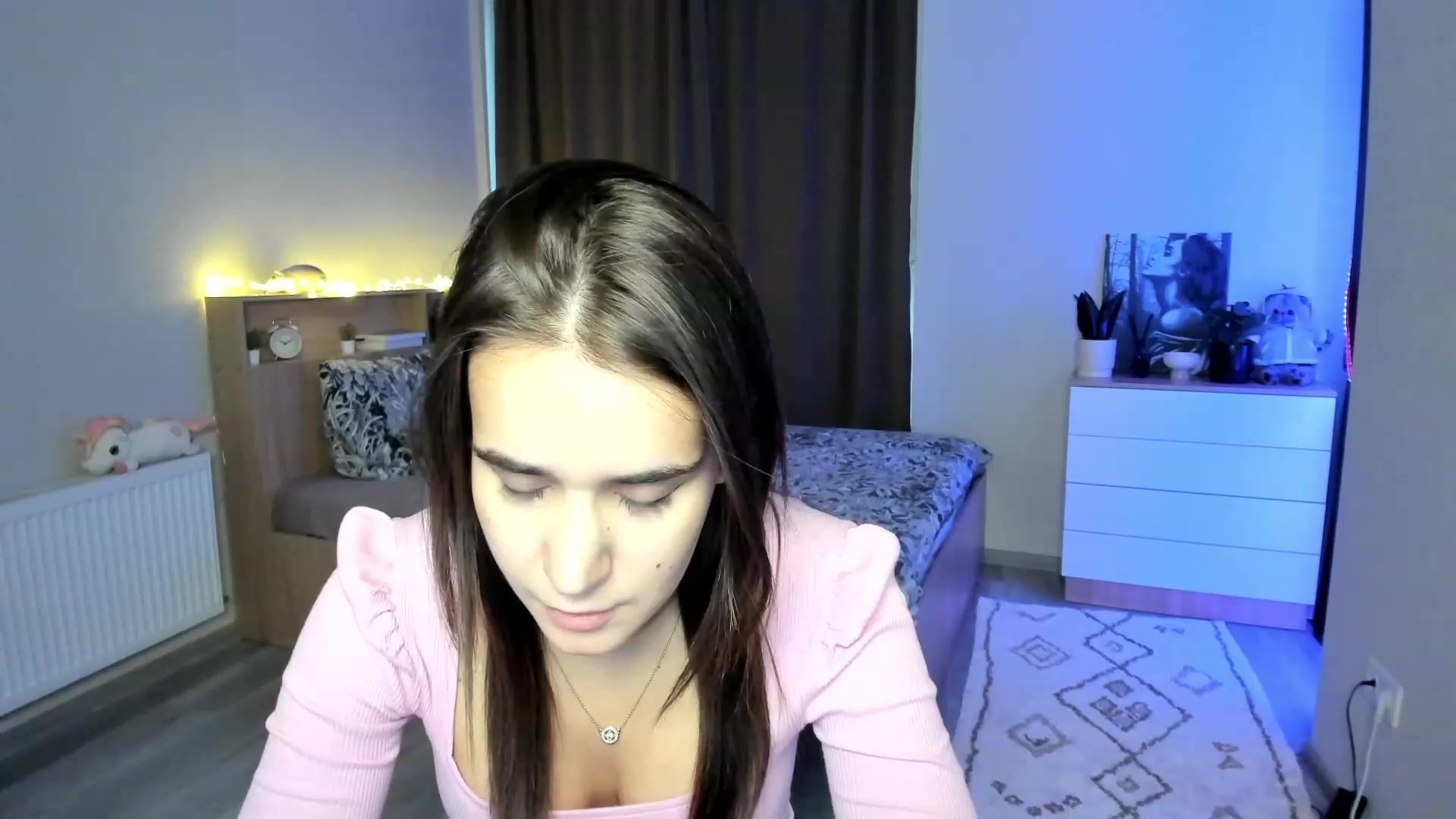 Gallery image thumbnail from Ellies_Smile's myfreecams stream on, 11/14/2023, 11:53 image 2 of 20
