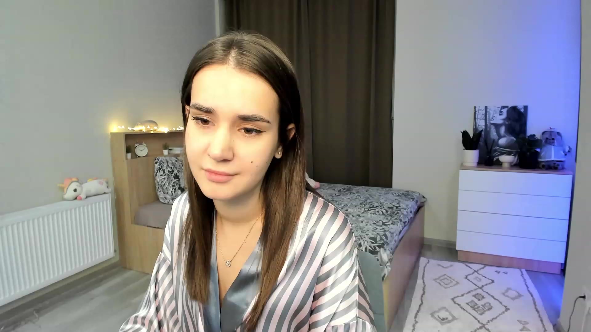 Gallery image thumbnail from Ellies_Smile's myfreecams stream on, 11/21/2023, 15:21 image 20 of 20