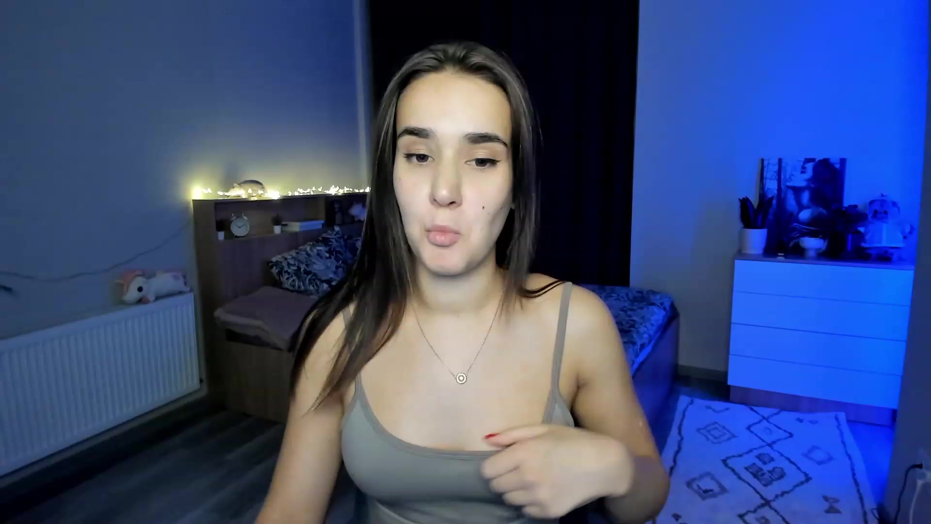Gallery image thumbnail from Ellies_Smile's myfreecams stream on, 11/30/2023, 15:09 image 19 of 20