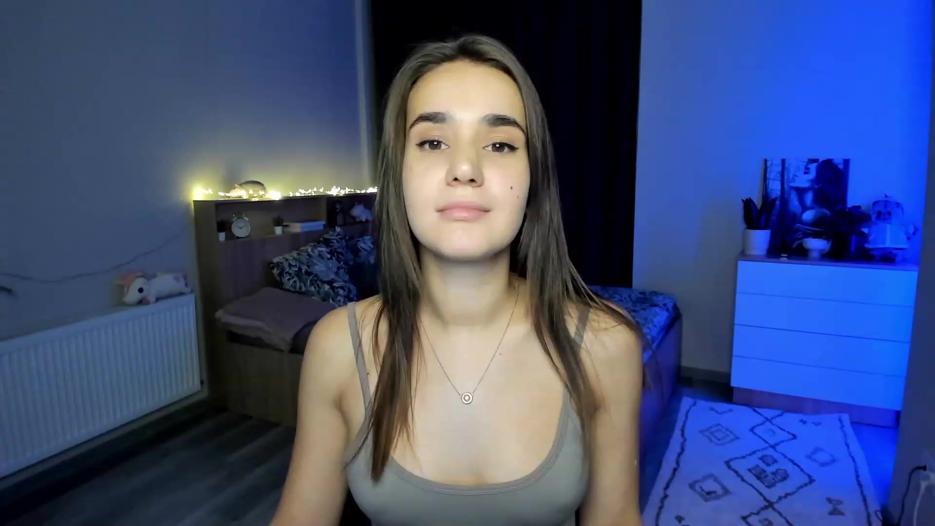 Gallery image thumbnail from Ellies_Smile's myfreecams stream on, 11/30/2023, 15:09 image 14 of 20