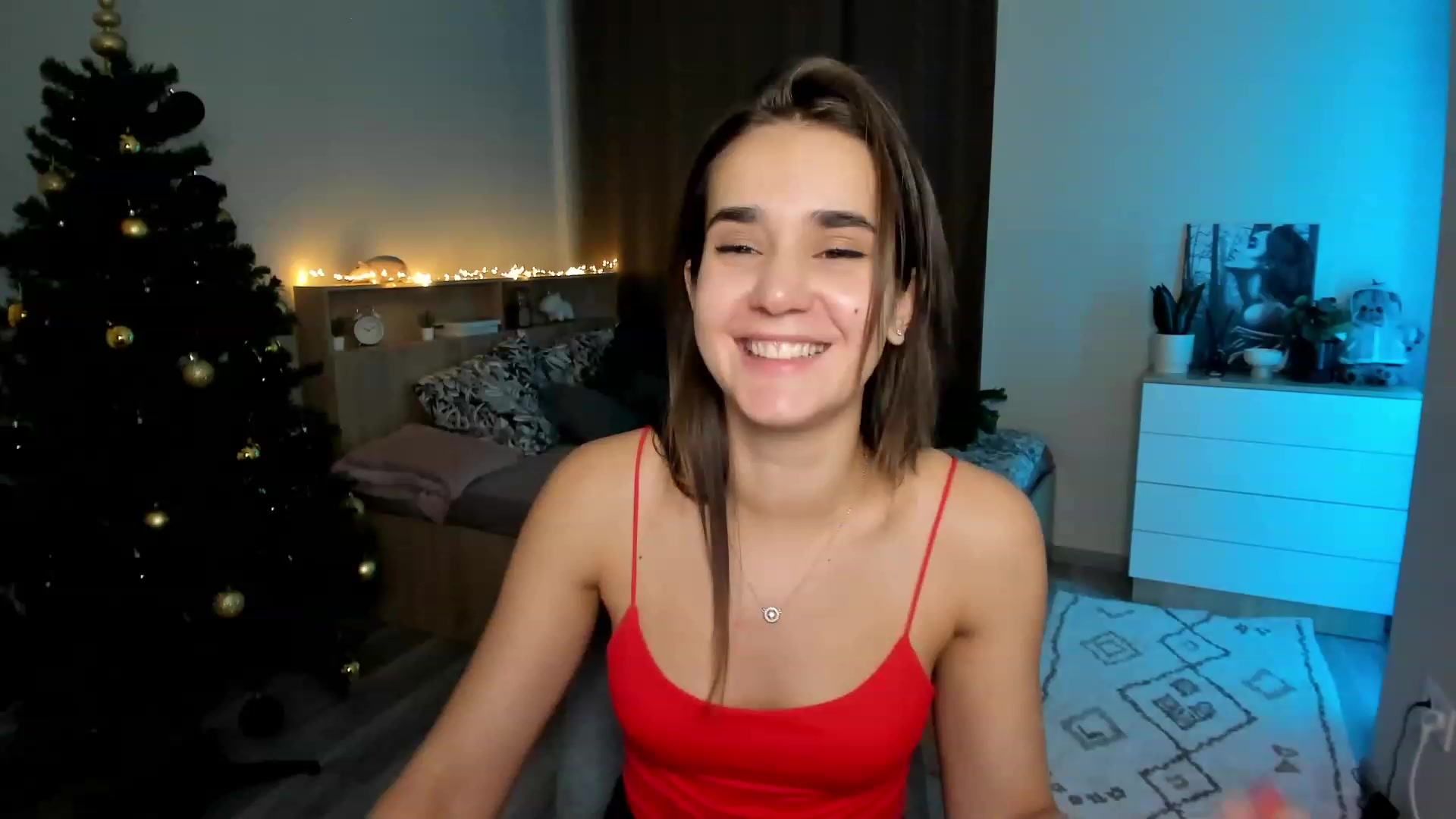 Gallery image thumbnail from Ellies_Smile's myfreecams stream on, 11/30/2023, 20:30 image 9 of 20