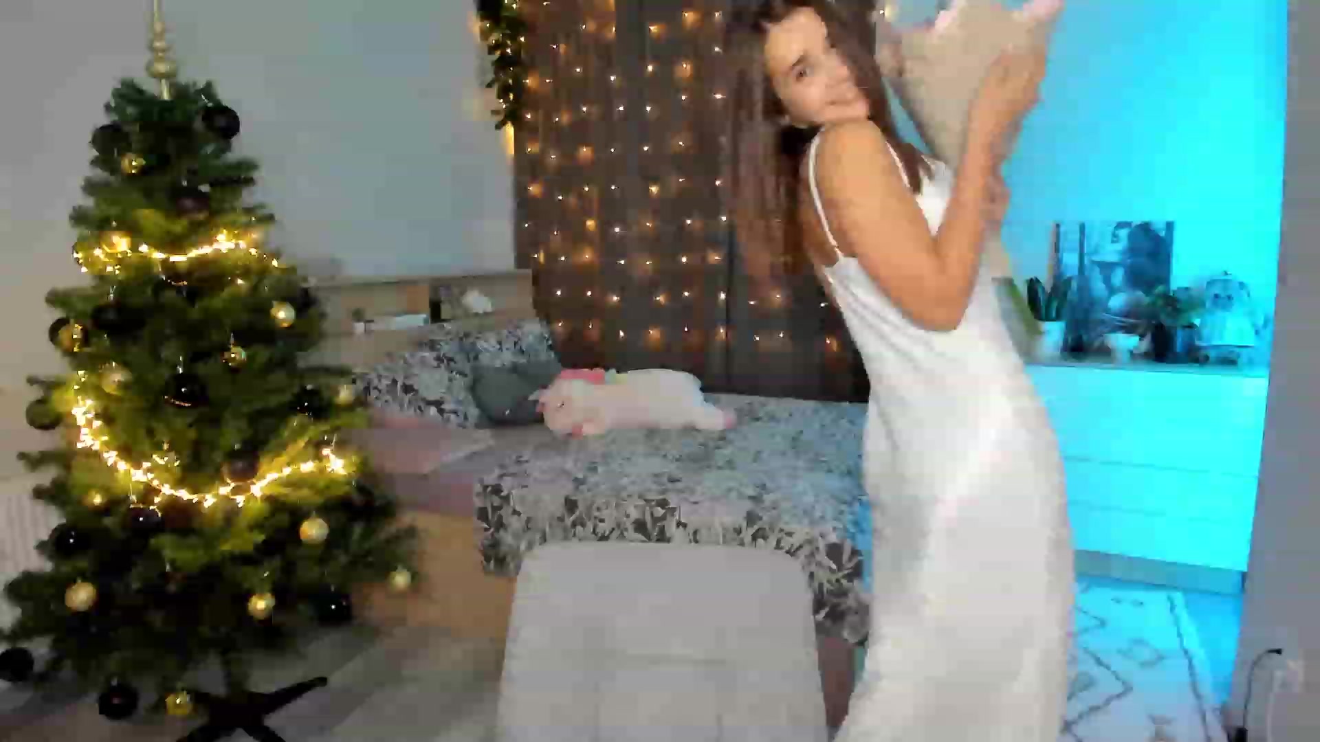 Gallery image thumbnail from Ellies_Smile's myfreecams stream on, 12/05/2023, 15:47 image 13 of 20