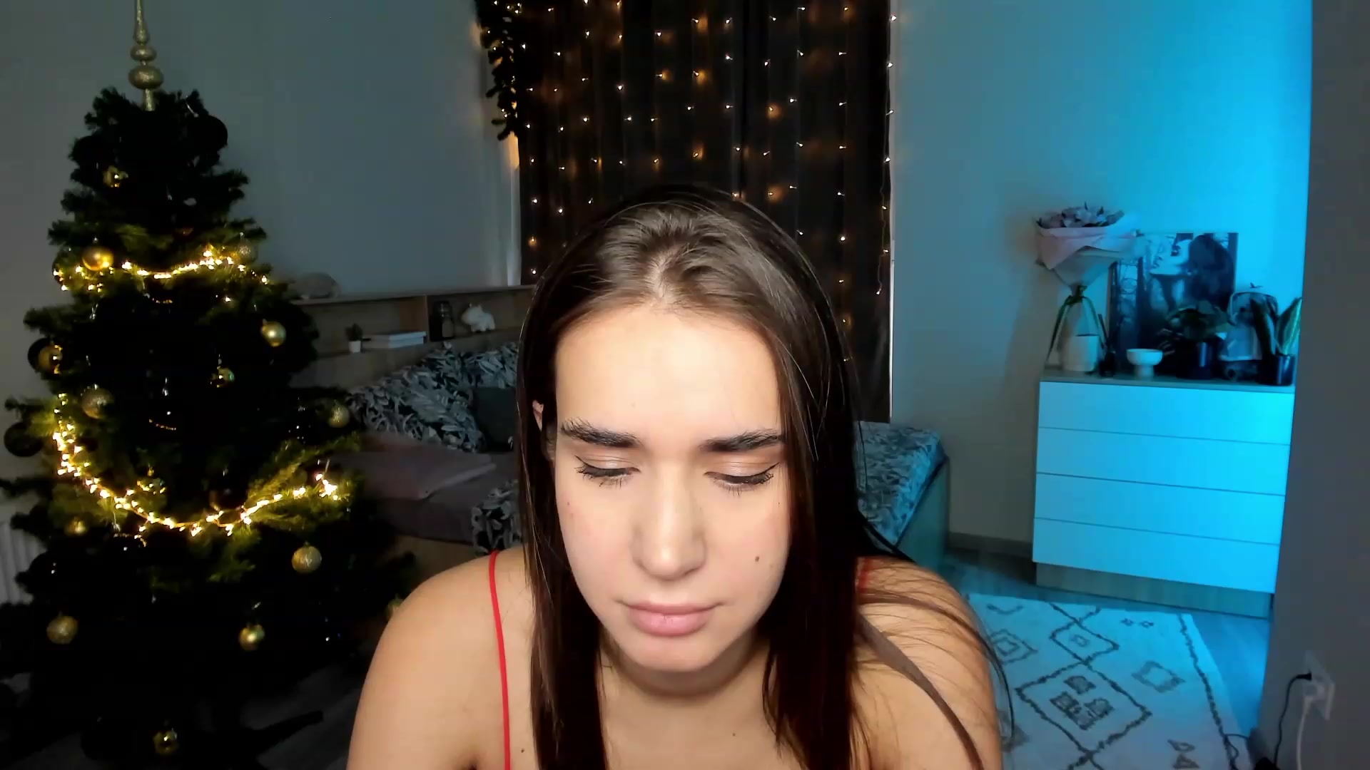 Gallery image thumbnail from Ellies_Smile's myfreecams stream on, 12/07/2023, 11:31 image 5 of 20