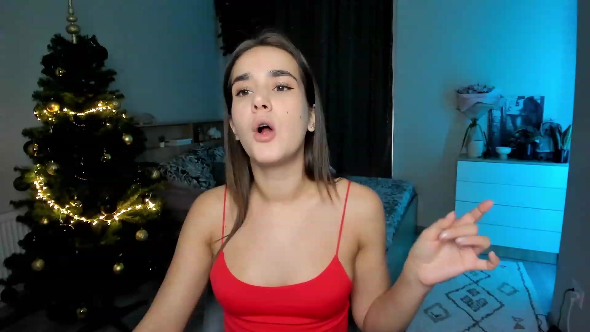 Gallery image thumbnail from Ellies_Smile's myfreecams stream on, 12/07/2023, 11:31 image 10 of 20