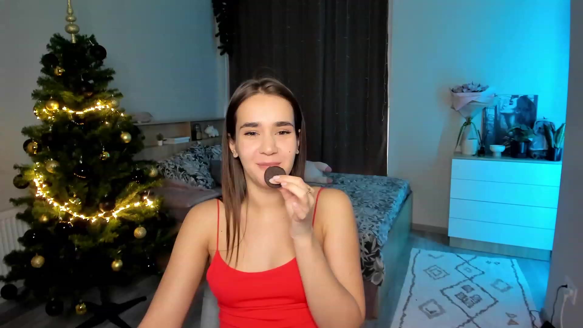 Gallery image thumbnail from Ellies_Smile's myfreecams stream on, 12/07/2023, 11:31 image 11 of 20
