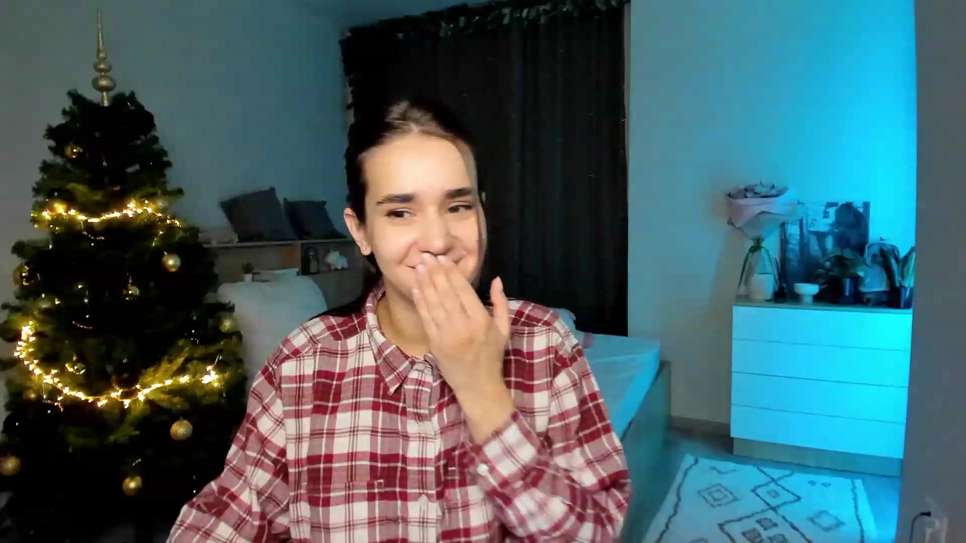 Gallery image thumbnail from Ellies_Smile's myfreecams stream on, 12/07/2023, 15:22 image 19 of 20