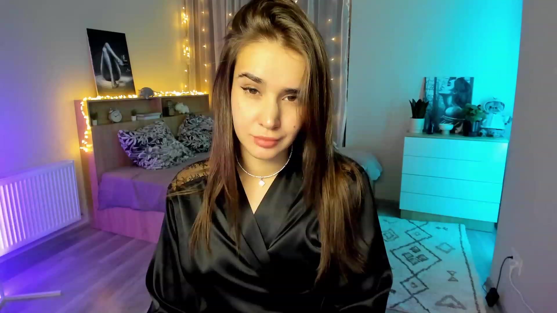 Gallery image thumbnail from Ellies_Smile's myfreecams stream on, 01/23/2024, 11:45 image 15 of 20