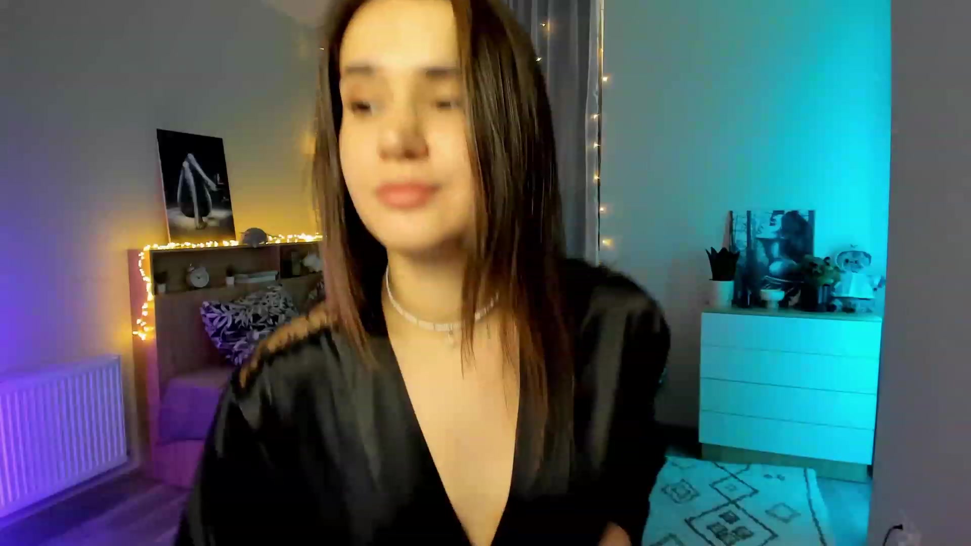 Gallery image thumbnail from Ellies_Smile's myfreecams stream on, 01/23/2024, 11:45 image 12 of 20
