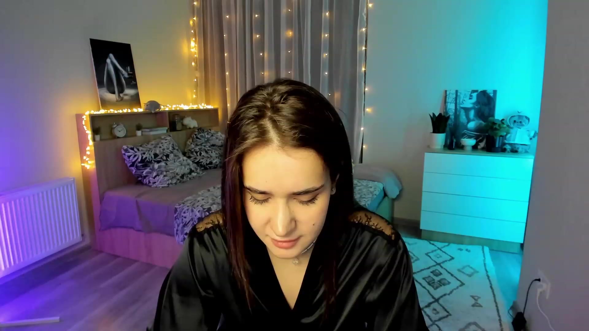 Gallery image thumbnail from Ellies_Smile's myfreecams stream on, 01/23/2024, 11:45 image 2 of 20